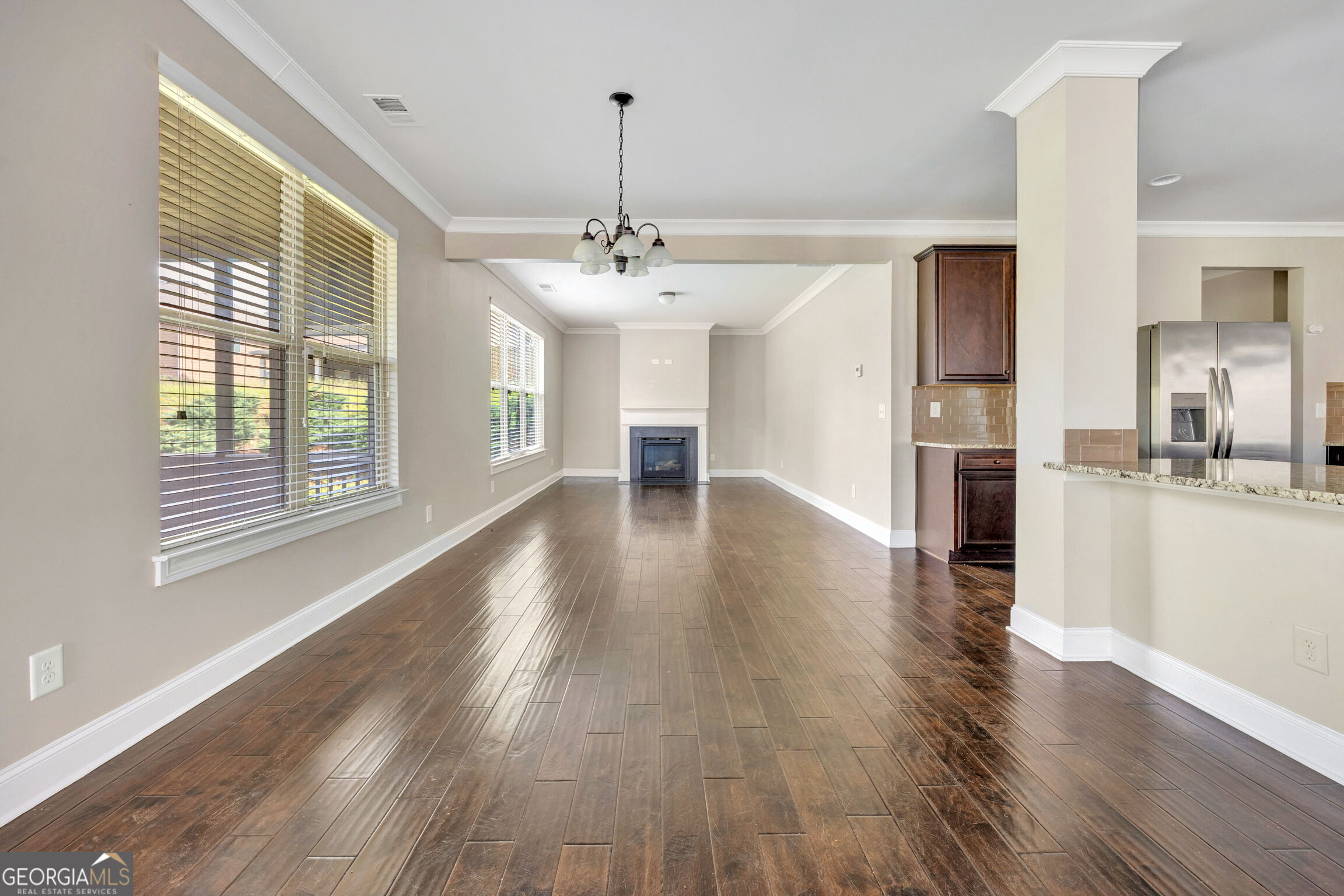 910 Southfork Drive Property Photo 16