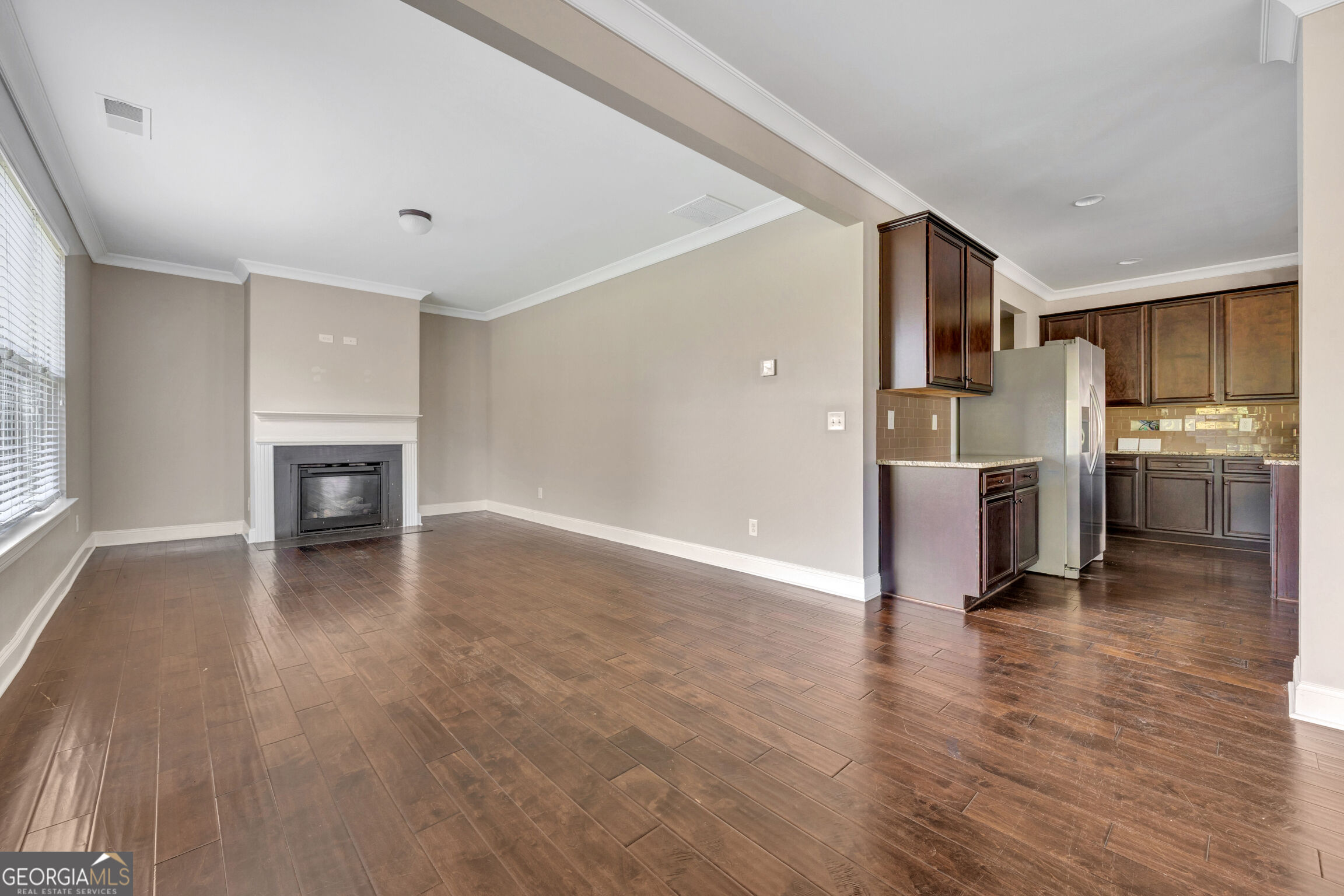 910 Southfork Drive Property Photo 17