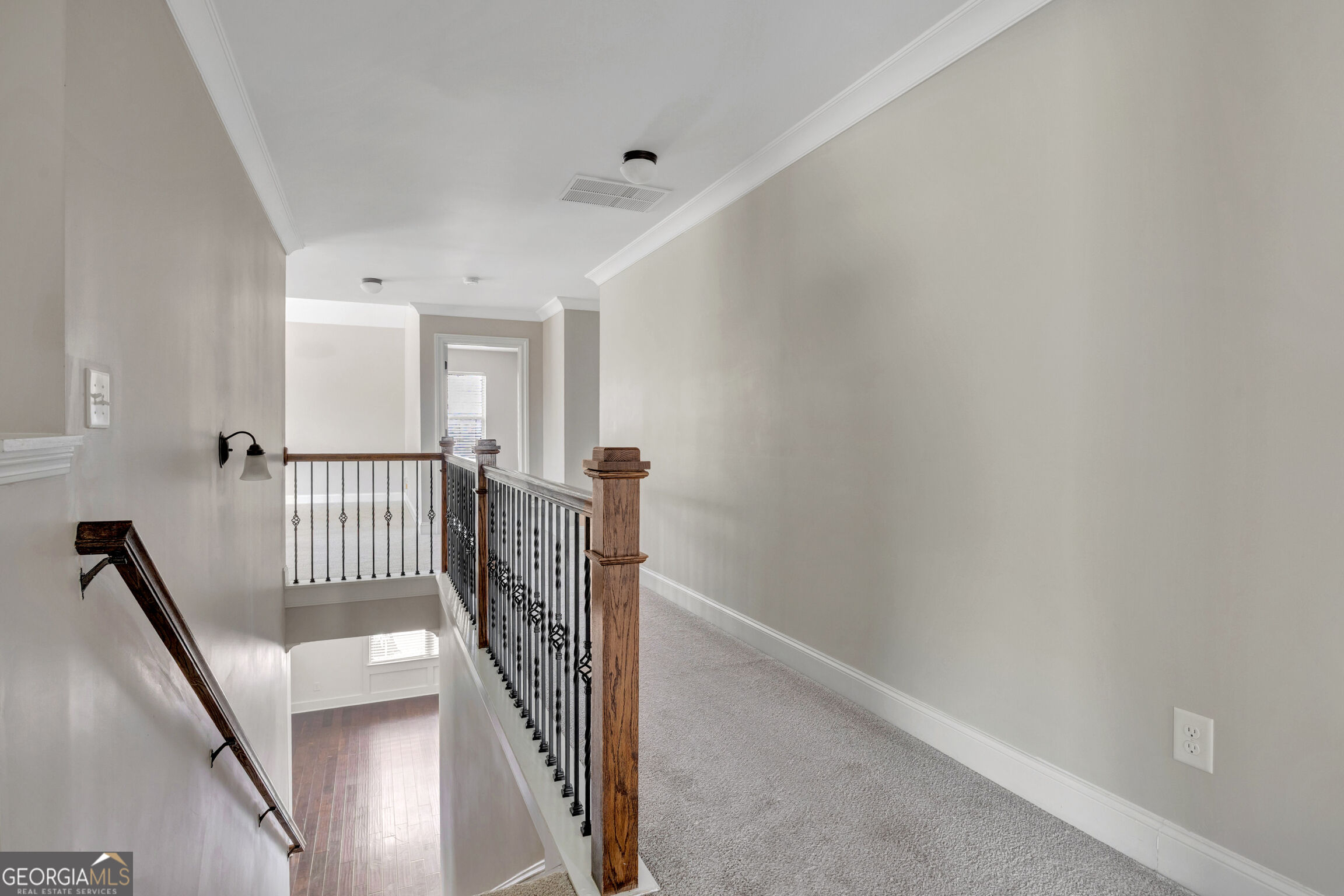 910 Southfork Drive Property Photo 34