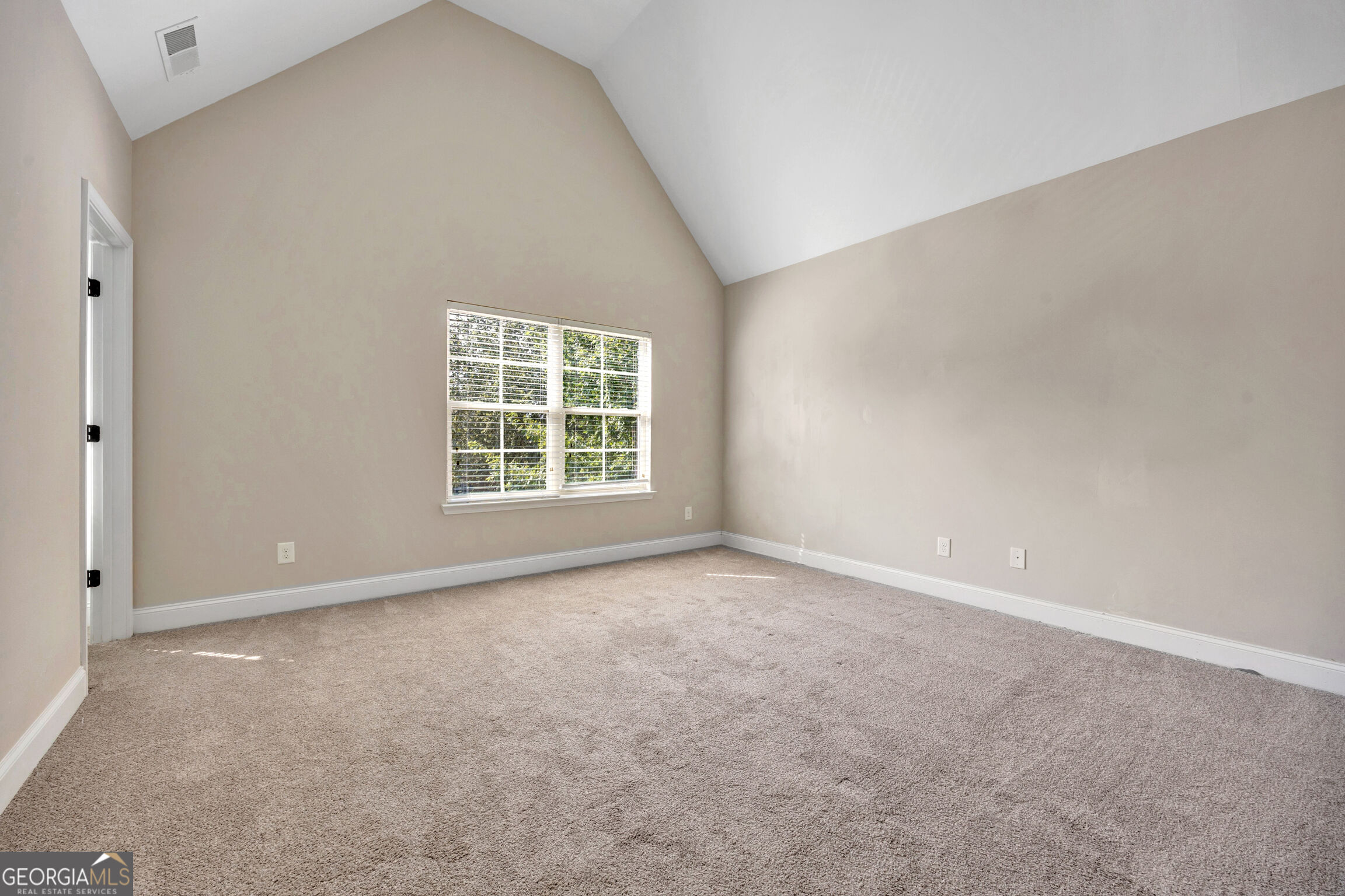 910 Southfork Drive Property Photo 36