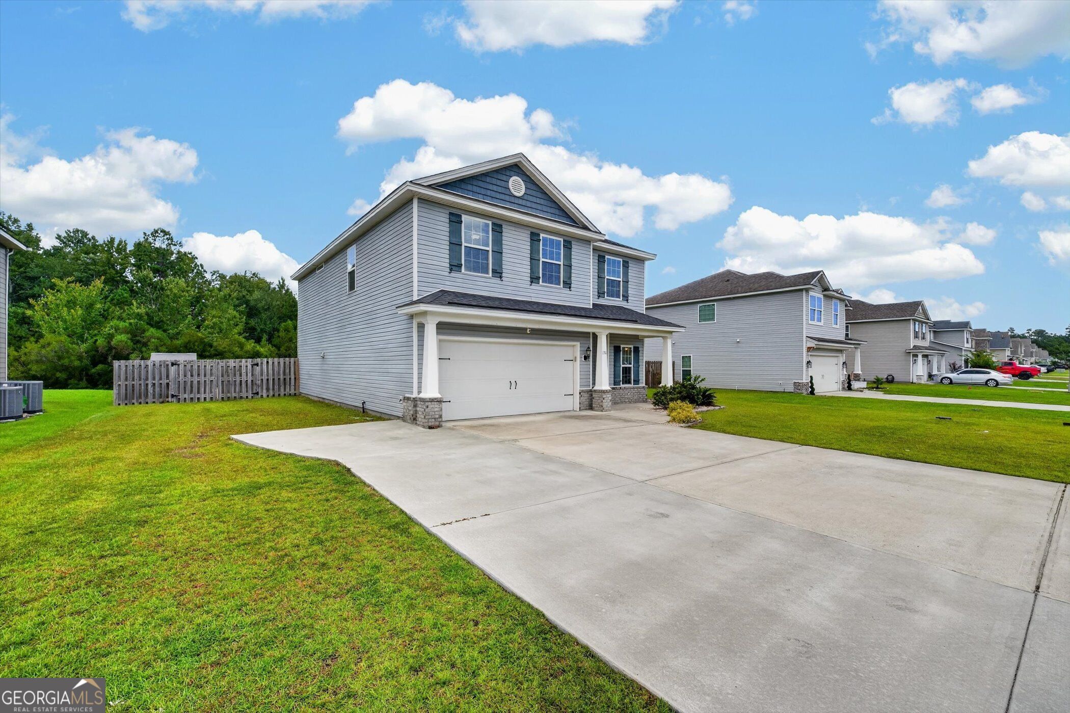 130 Clover Pointe Circle Property Photo 2