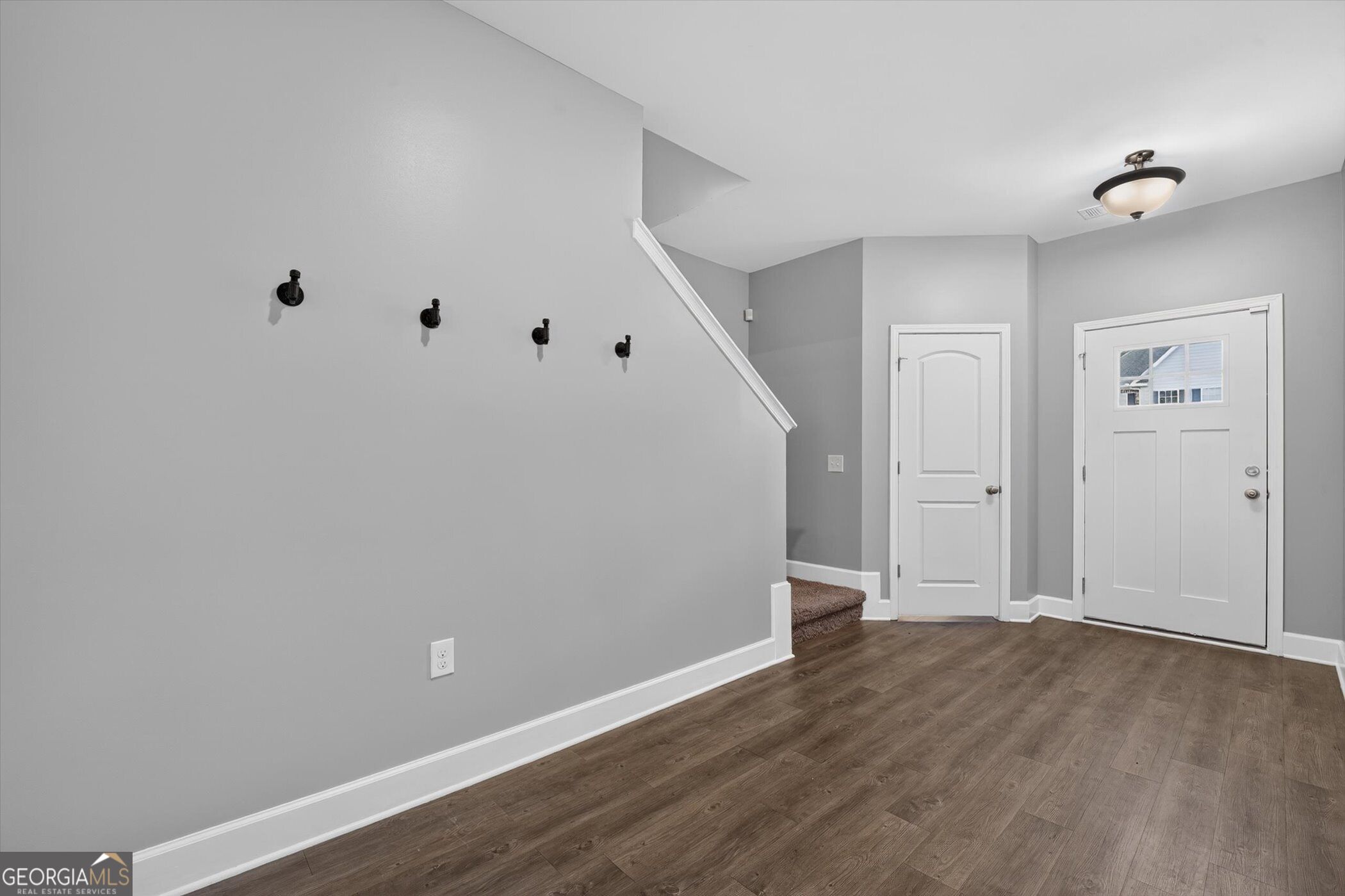 130 Clover Pointe Circle Property Photo 6