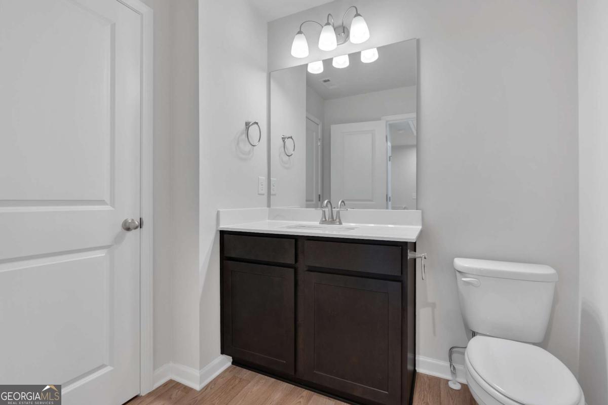 105 Village Green Drive # 171 Property Photo 15