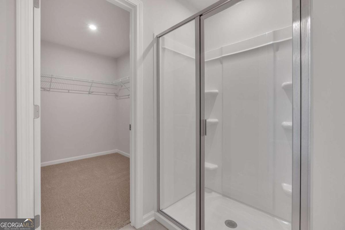 105 Village Green Drive # 171 Property Photo 21