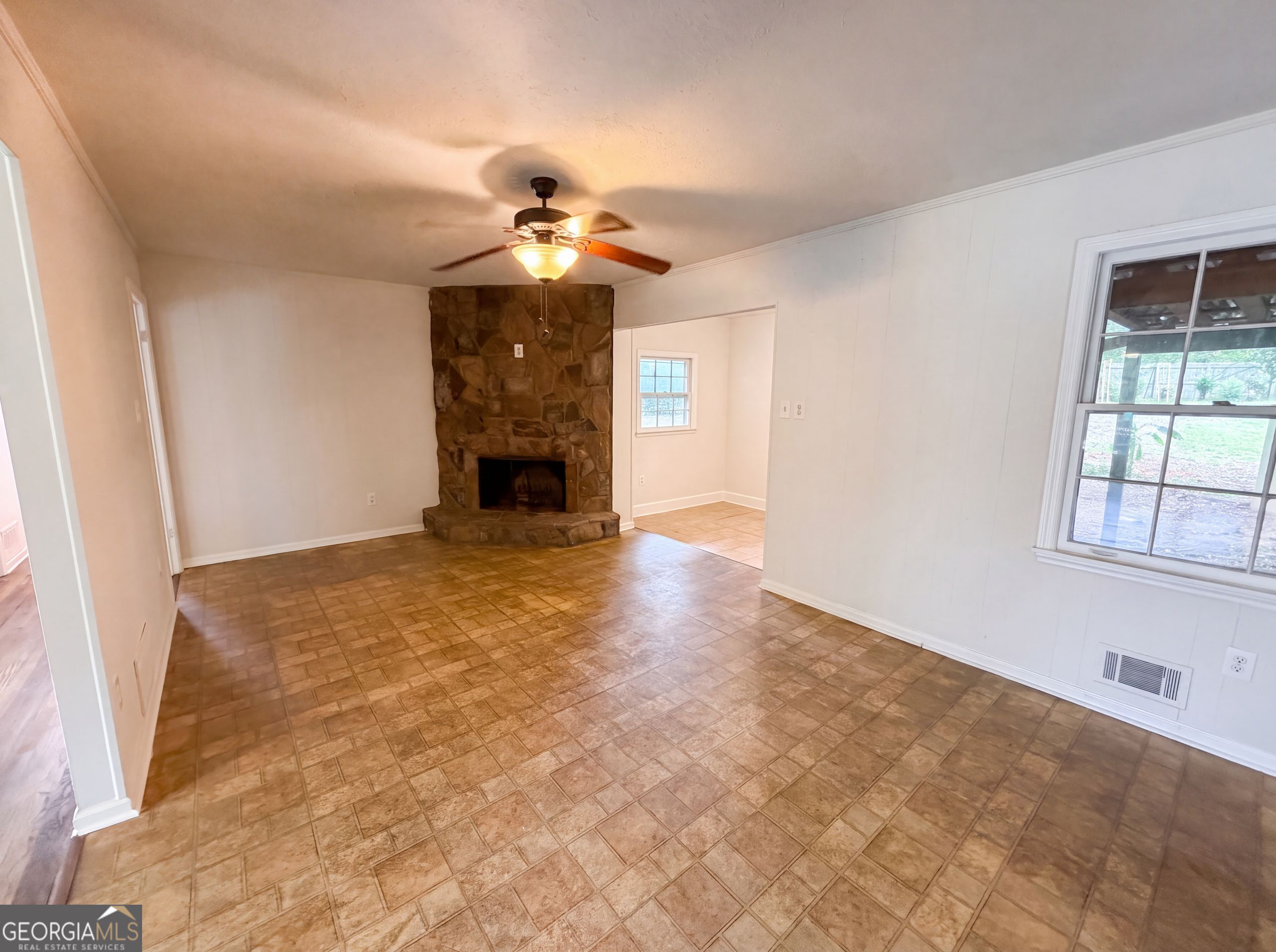 1276 Robin Road Ne Property Photo 3