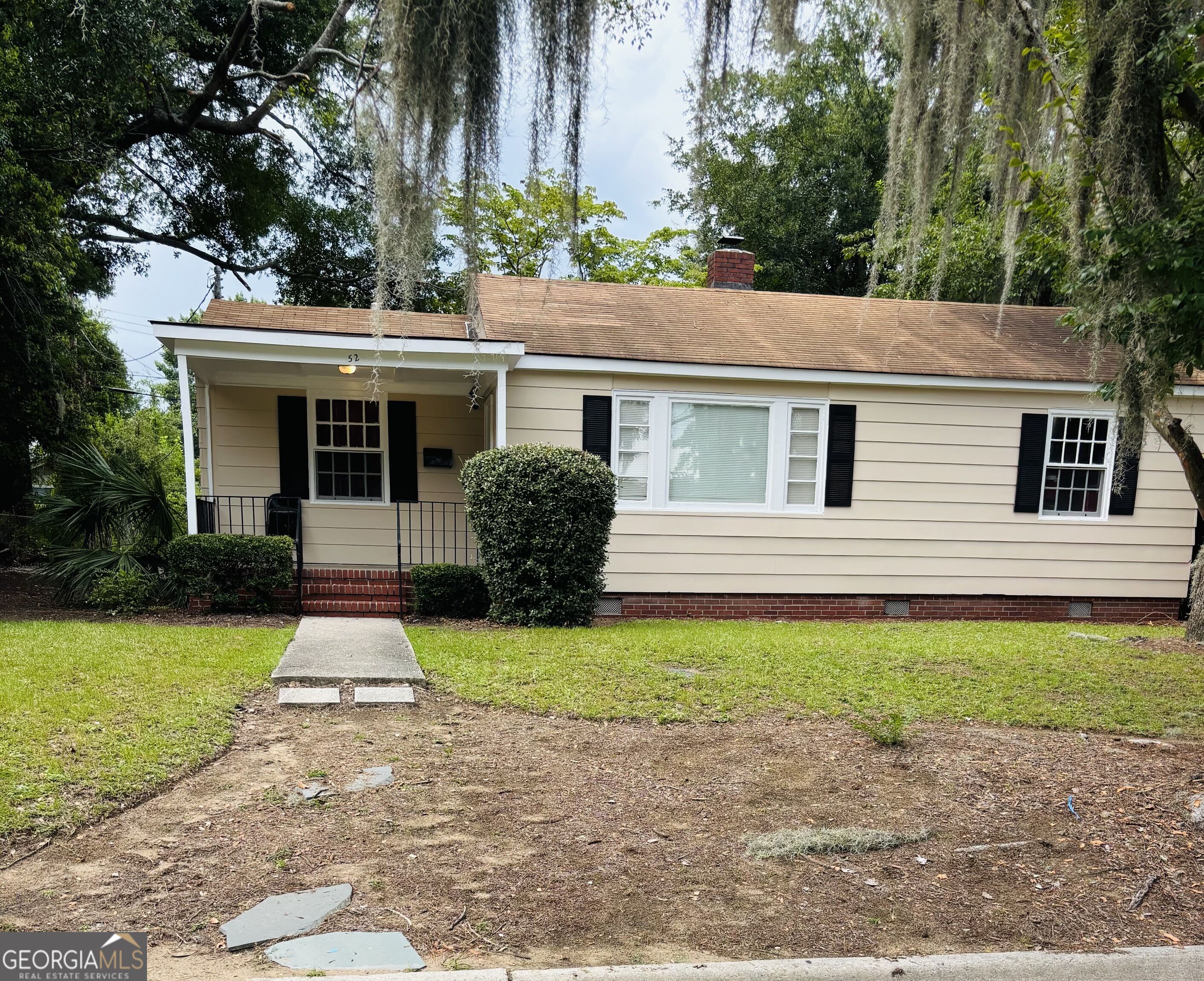 52 S Parkwood Drive Property Photo 1