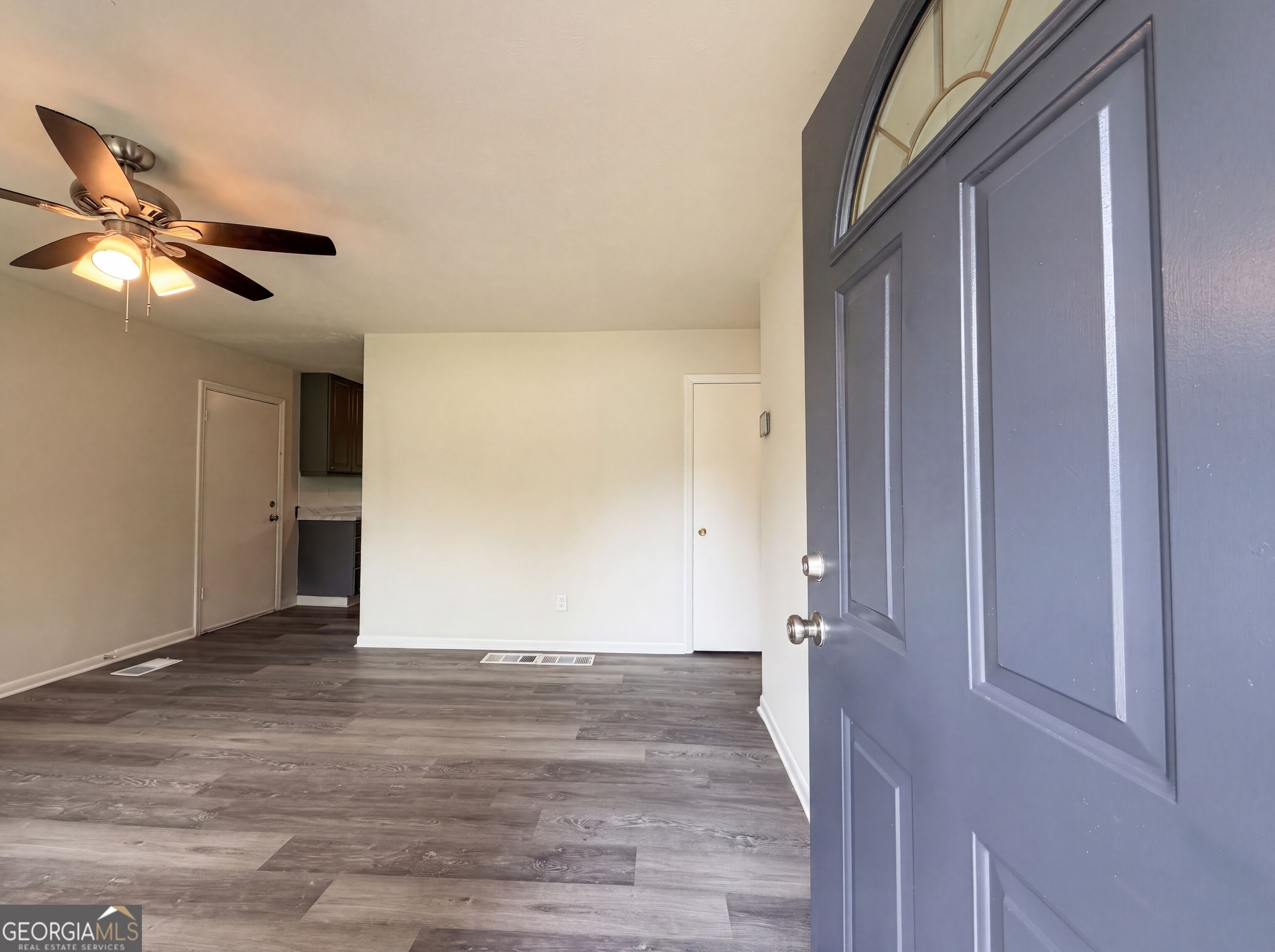 6970 Mary Court Property Photo 3