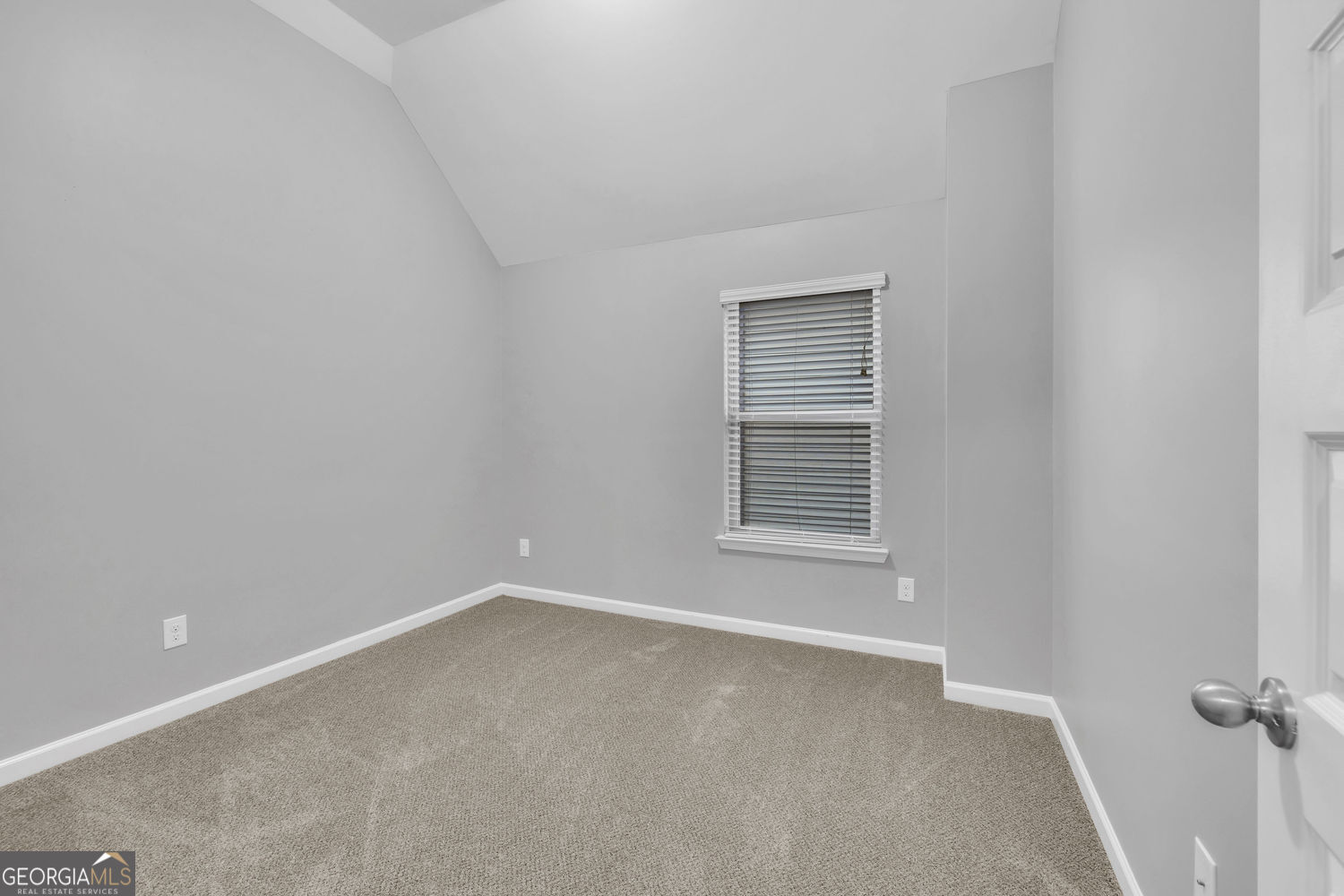 121 Escalade Drive Property Photo 15