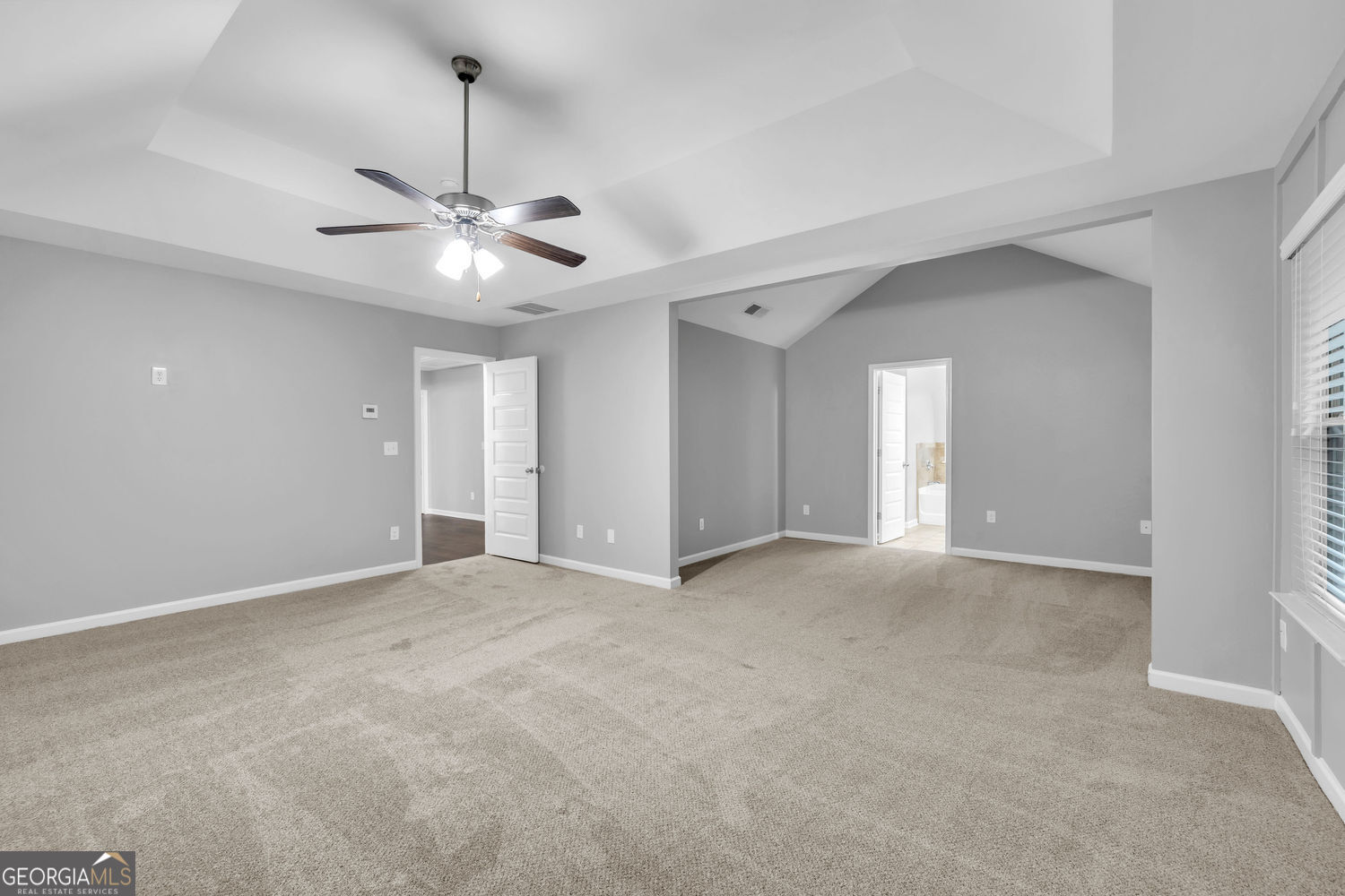 121 Escalade Drive Property Photo 28