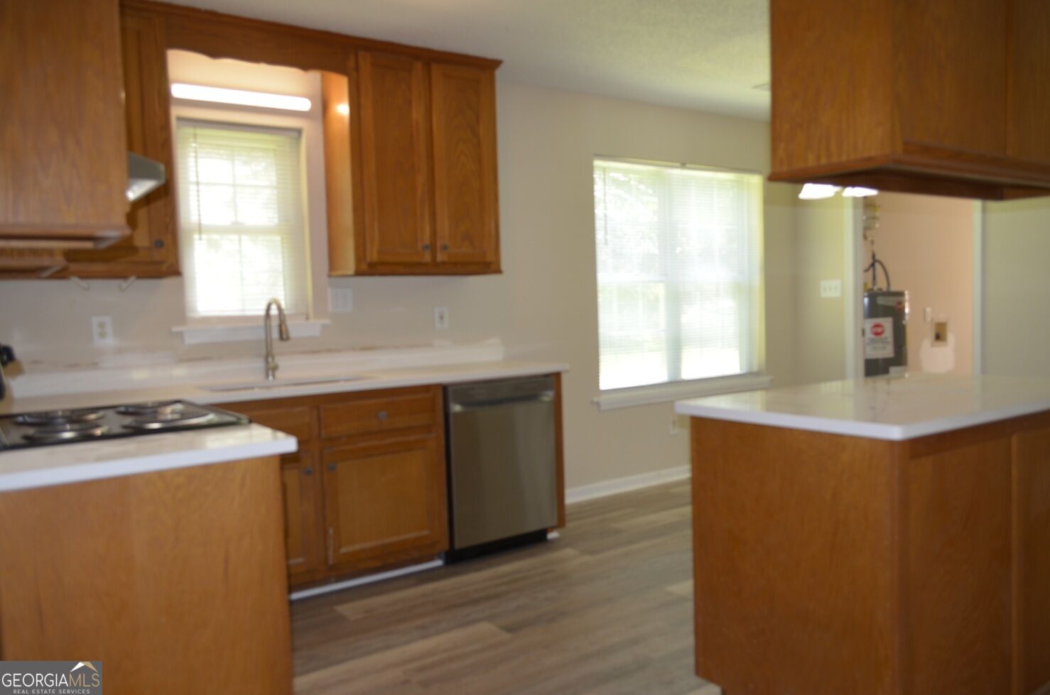 79 N Camp Drive Property Photo 8