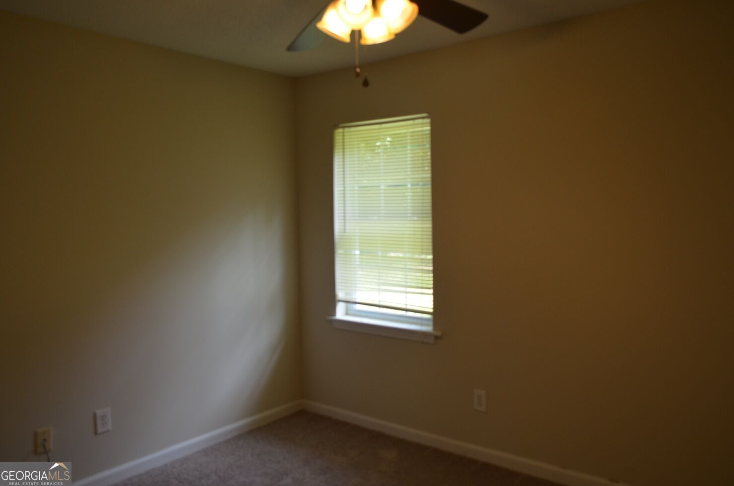 79 N Camp Drive Property Photo 14