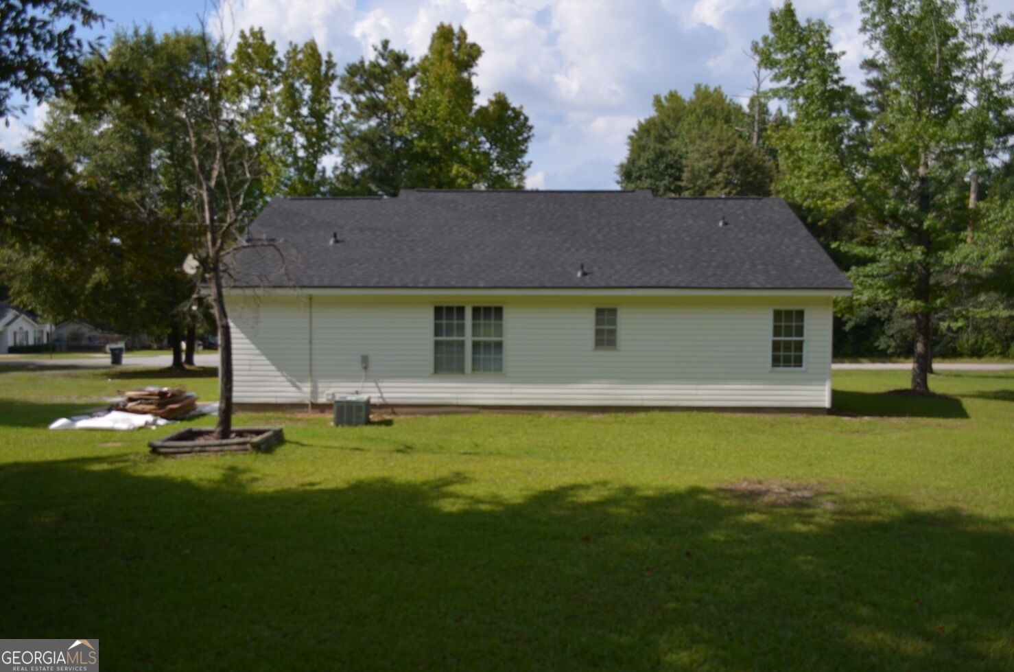 79 N Camp Drive Property Photo 16