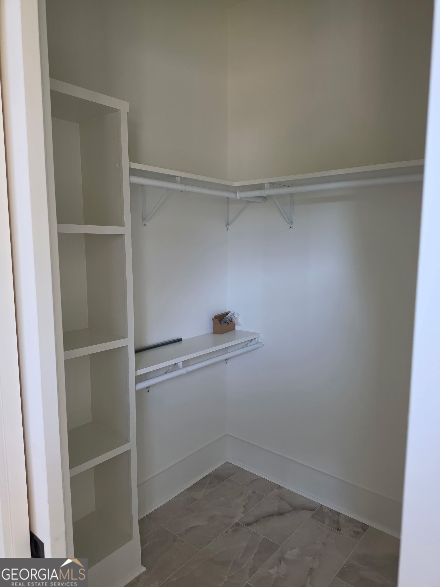 342 Thomas Road Property Photo 8