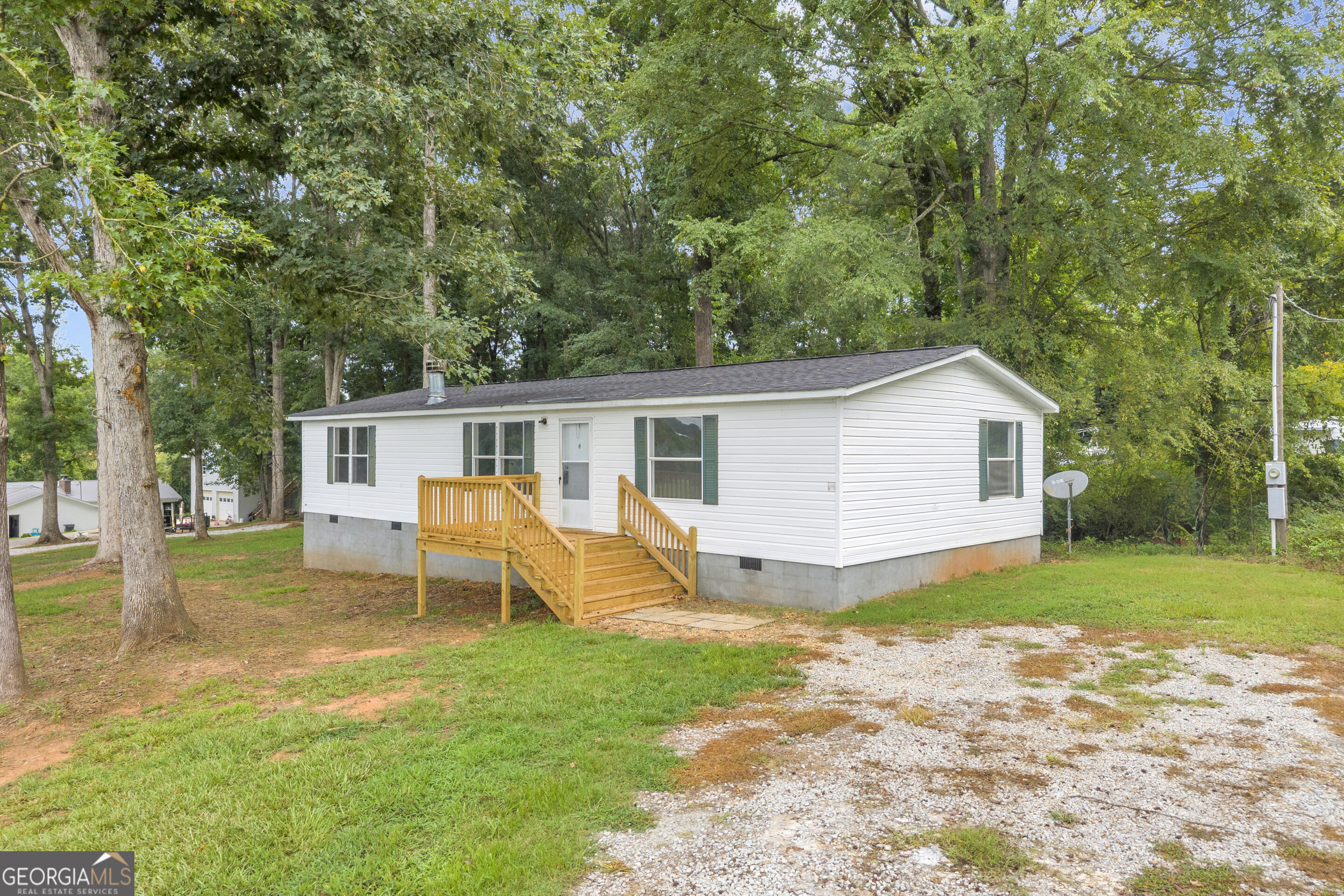 218 Gainesville Street Property Photo 5