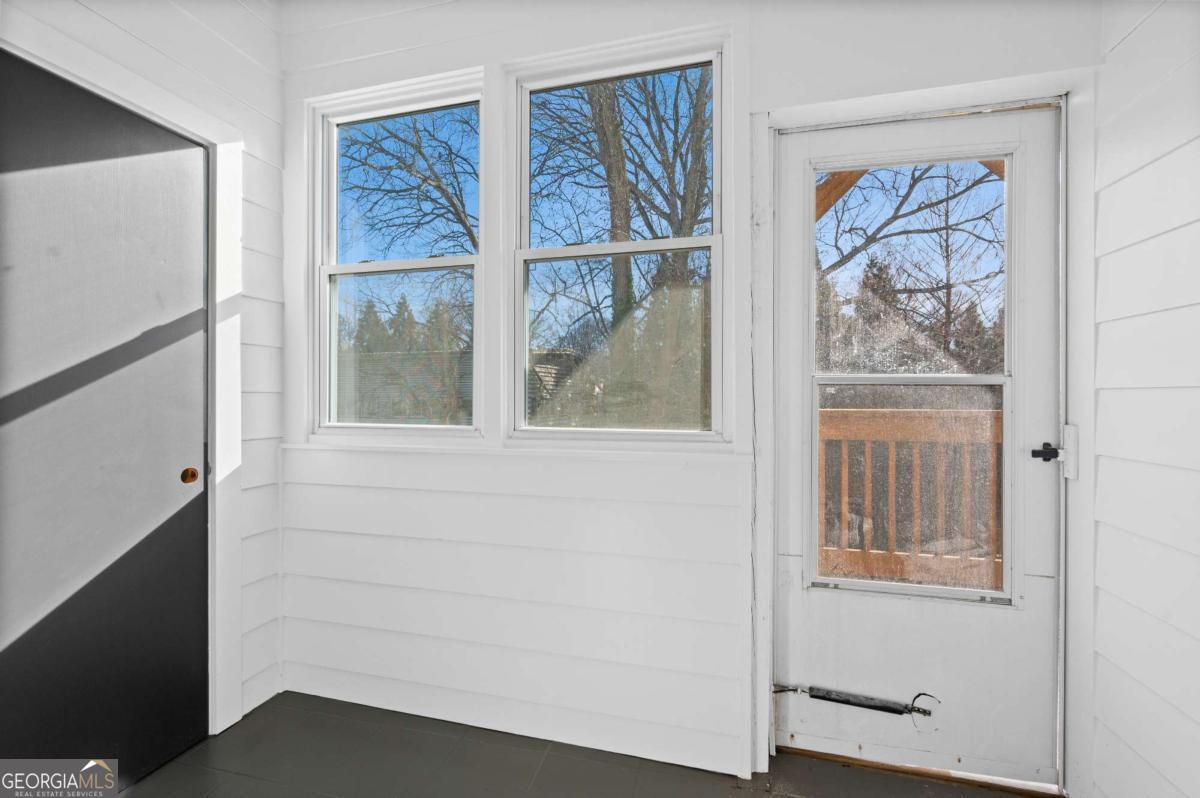 567 Winton Terrace Ne # D Property Photo 12