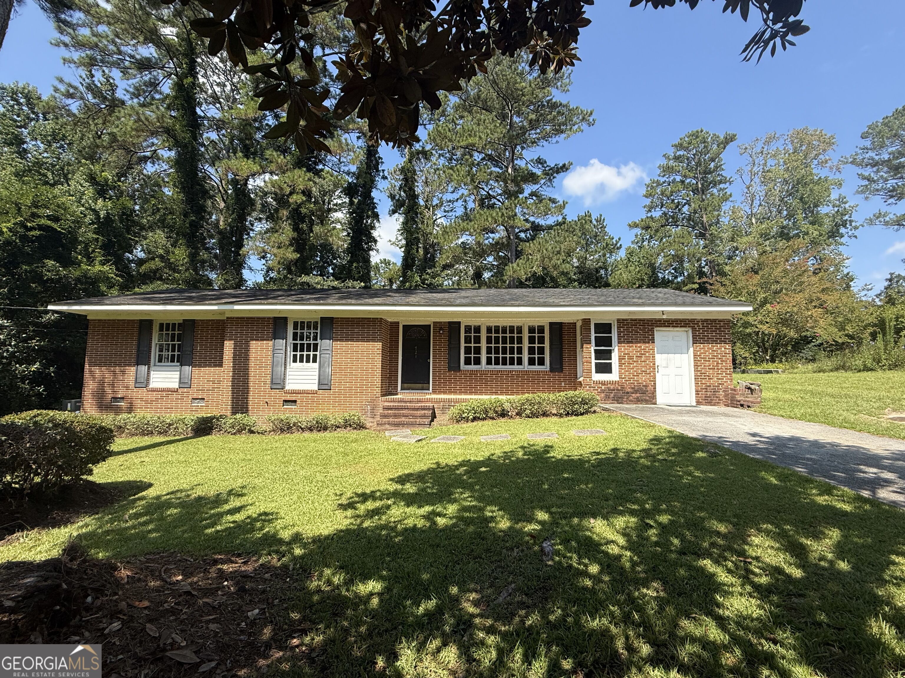 721 Central Road Property Photo 1
