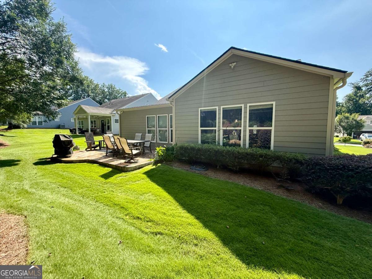 2868 Goldfinch Circle Property Photo 43