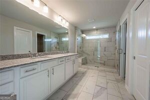 1475 Eastland Road Se Property Photo 15