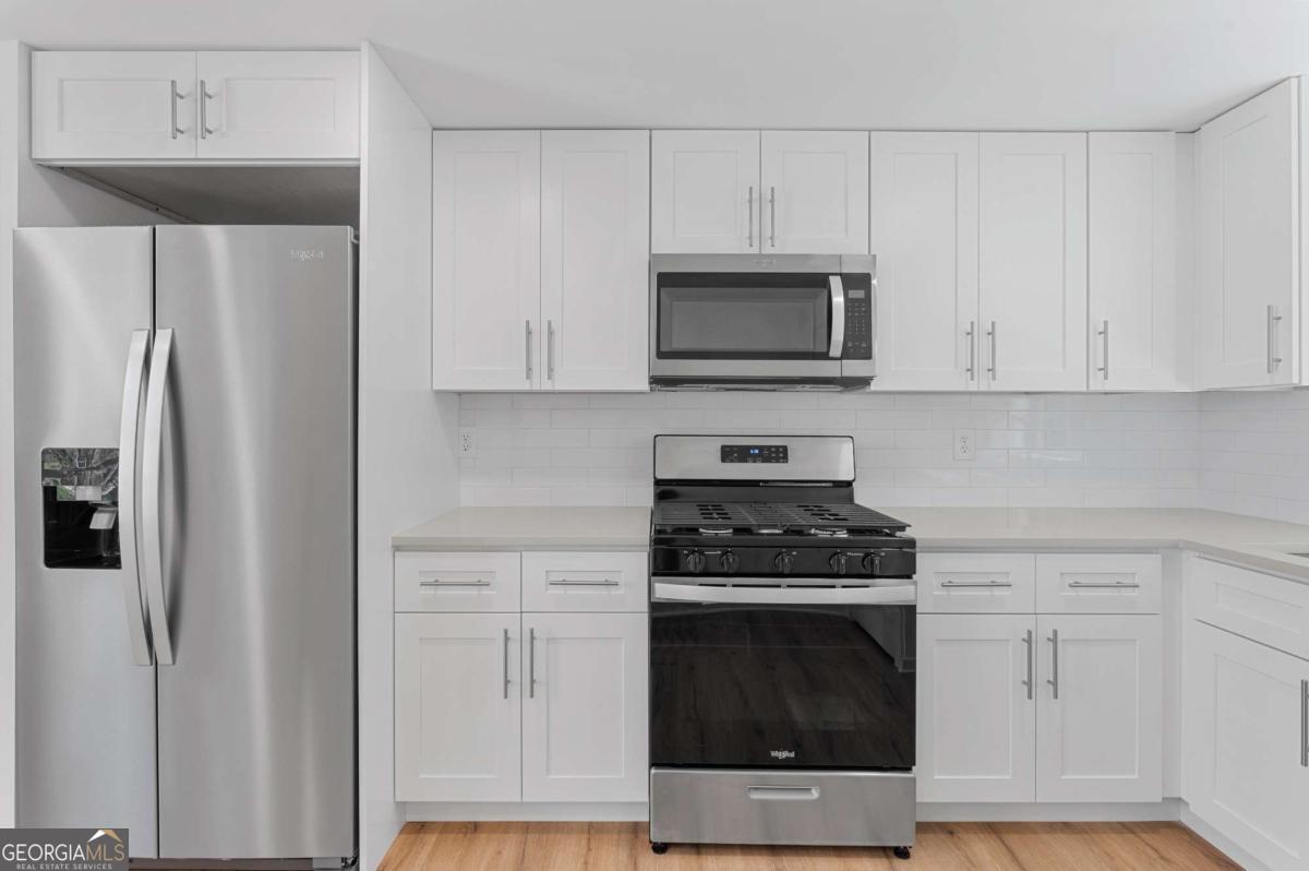237 Howard Street Ne # 6 Property Photo 8