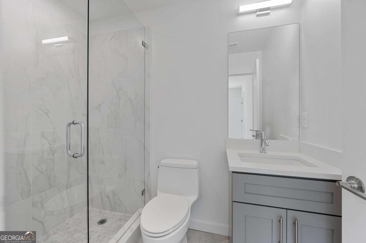 237 Howard Street Ne # 6 Property Photo 13