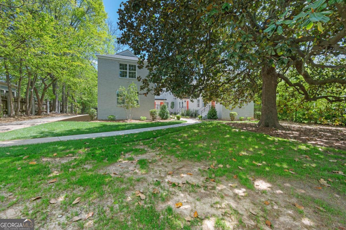 237 Howard Street Ne # 6 Property Photo 17
