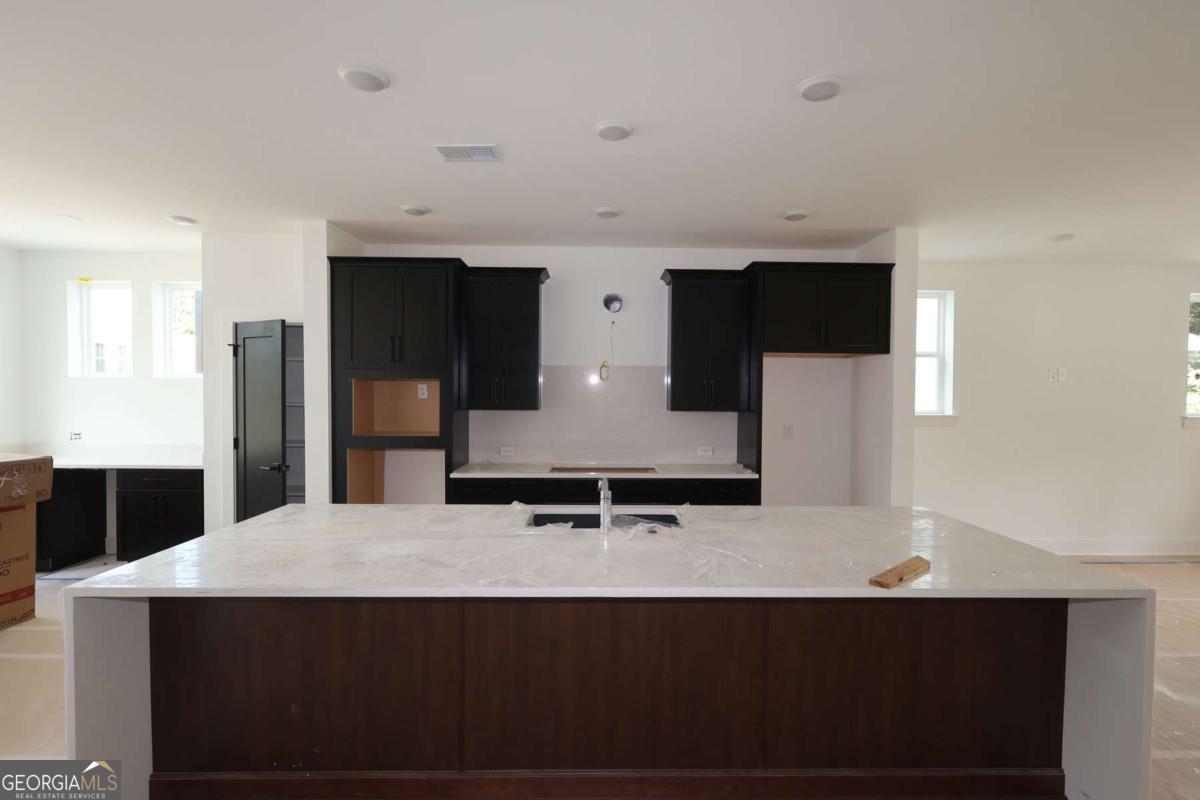 744 Auguste Avenue Property Photo 8