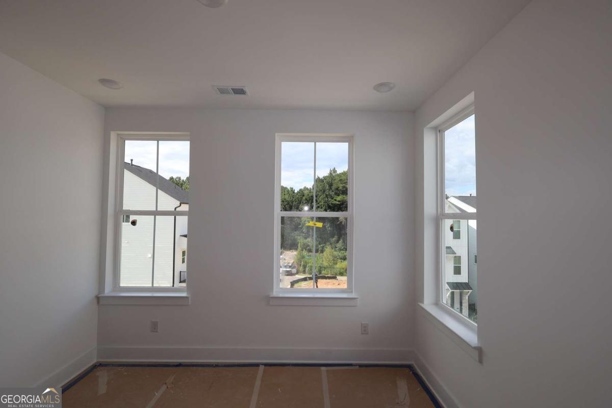 744 Auguste Avenue Property Photo 11