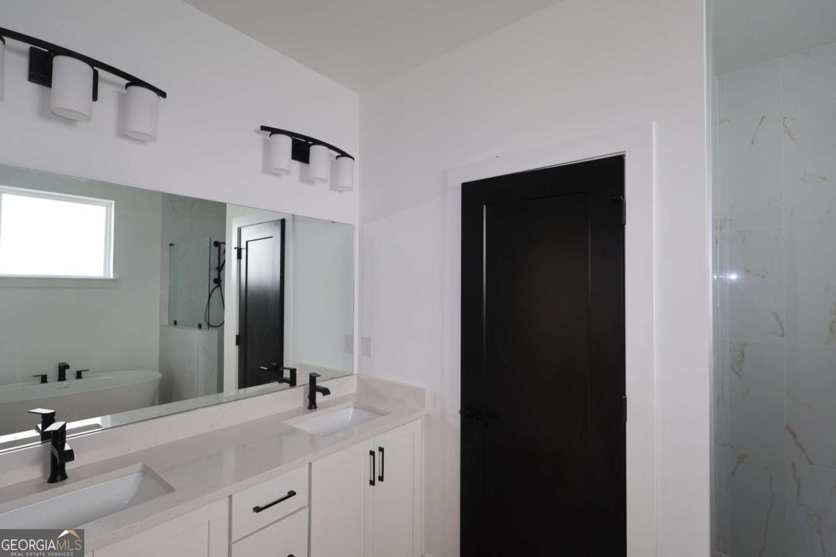 744 Auguste Avenue Property Photo 12