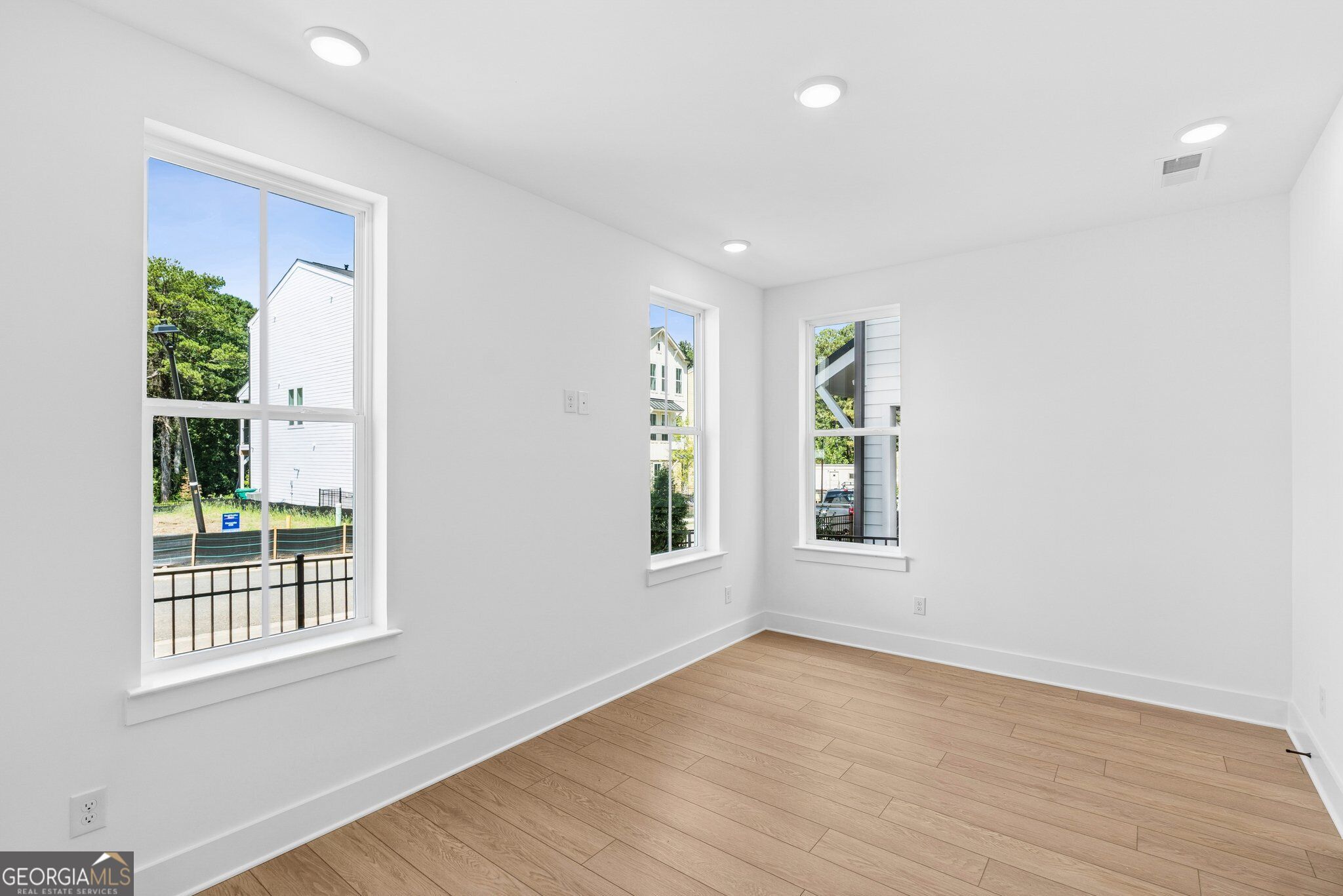 744 Auguste Avenue Property Photo 22