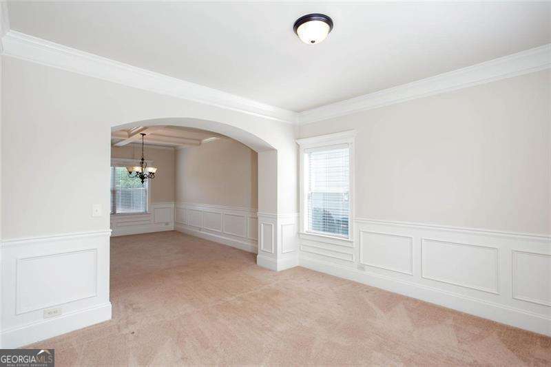 91 Ashbury Circle Property Photo 8