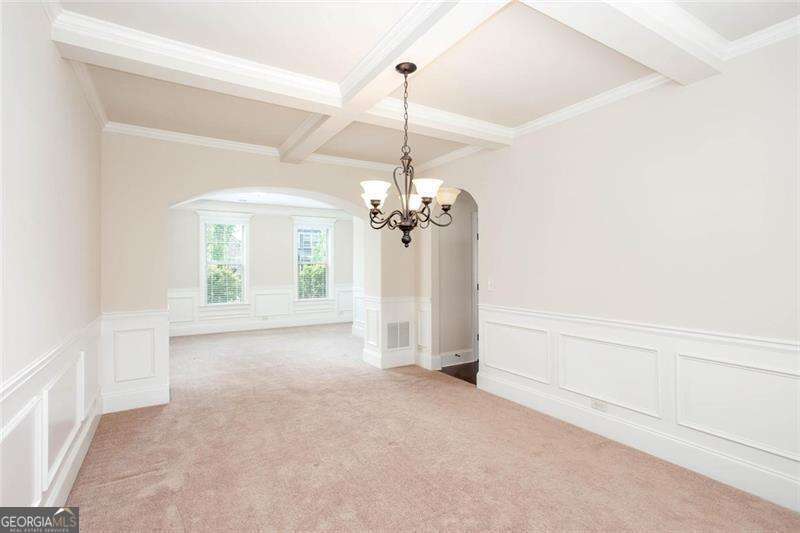 91 Ashbury Circle Property Photo 11