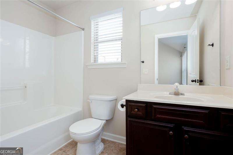 91 Ashbury Circle Property Photo 38