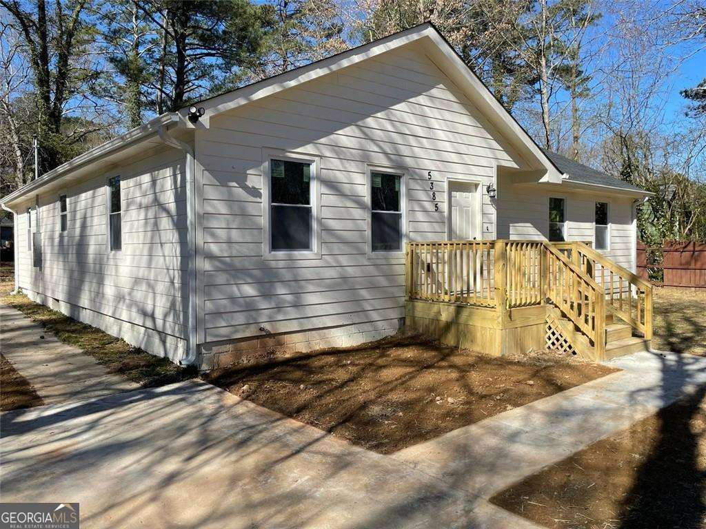 5385 Booker T Drive Property Photo 2