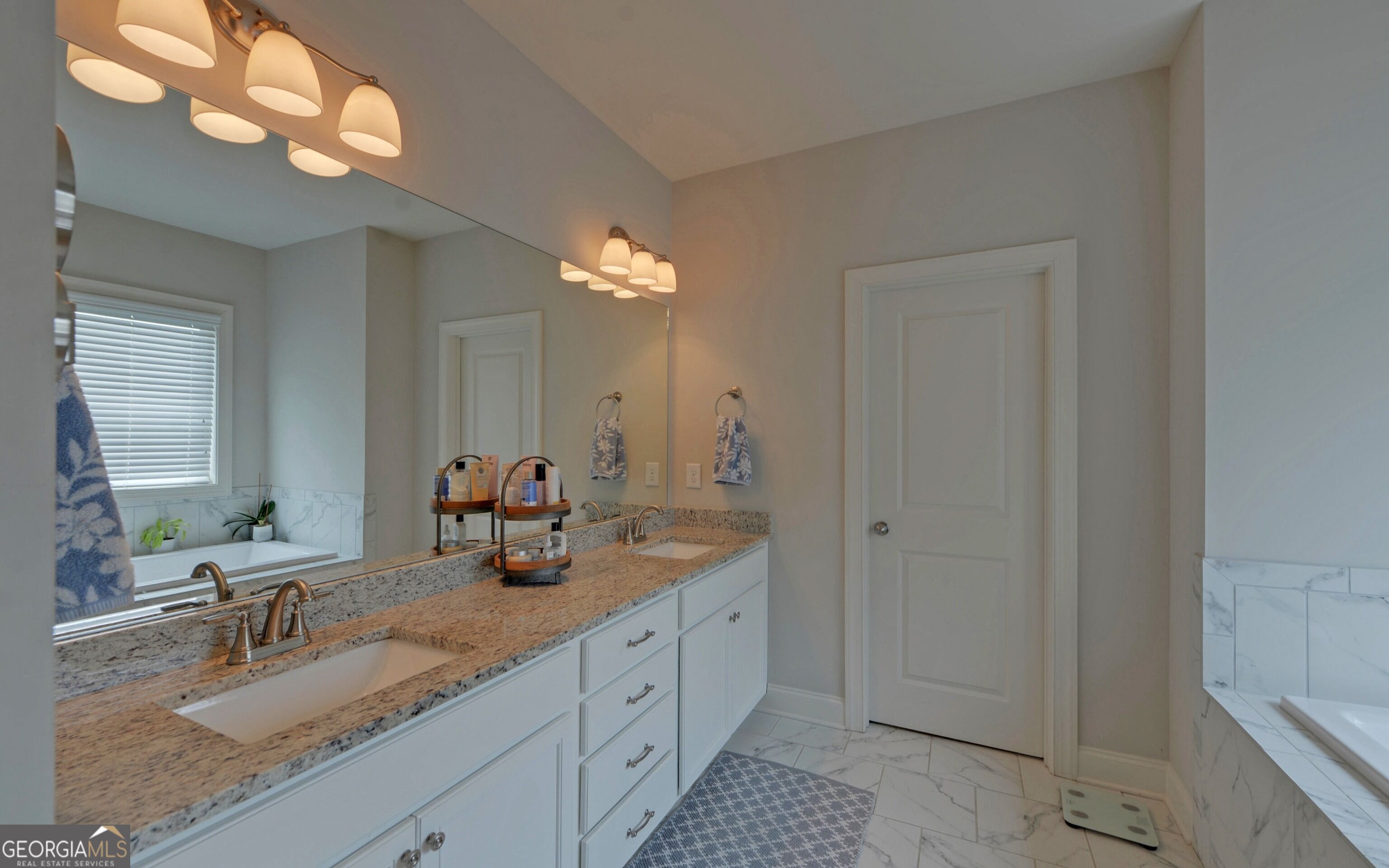 5110 Ozark Lane Property Photo 32