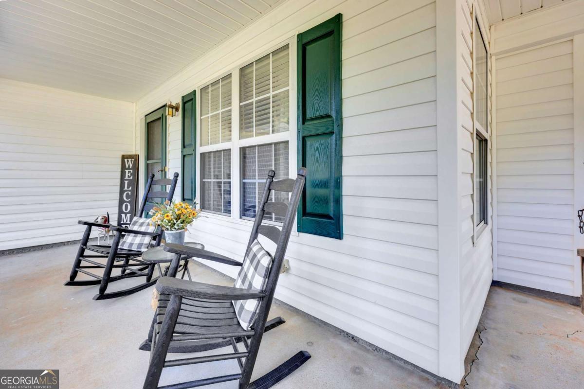 35 Macadamia Court Property Photo 5