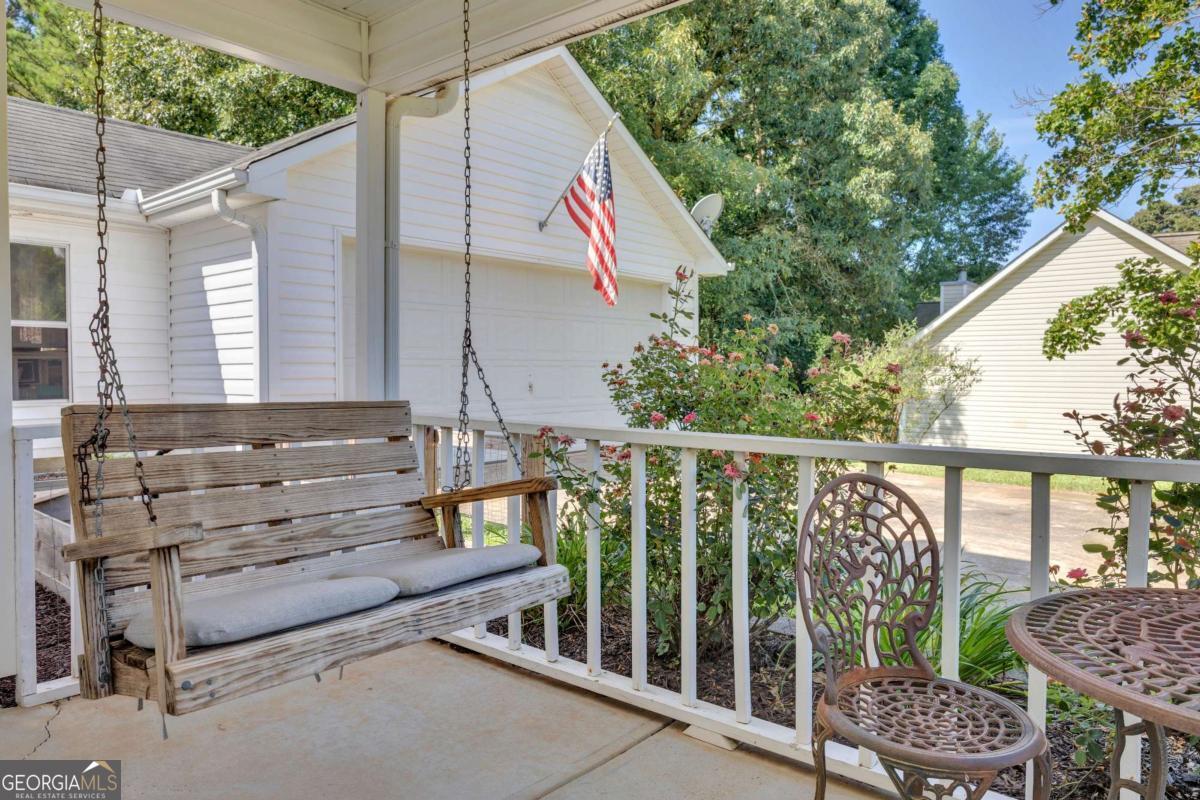 35 Macadamia Court Property Photo 6