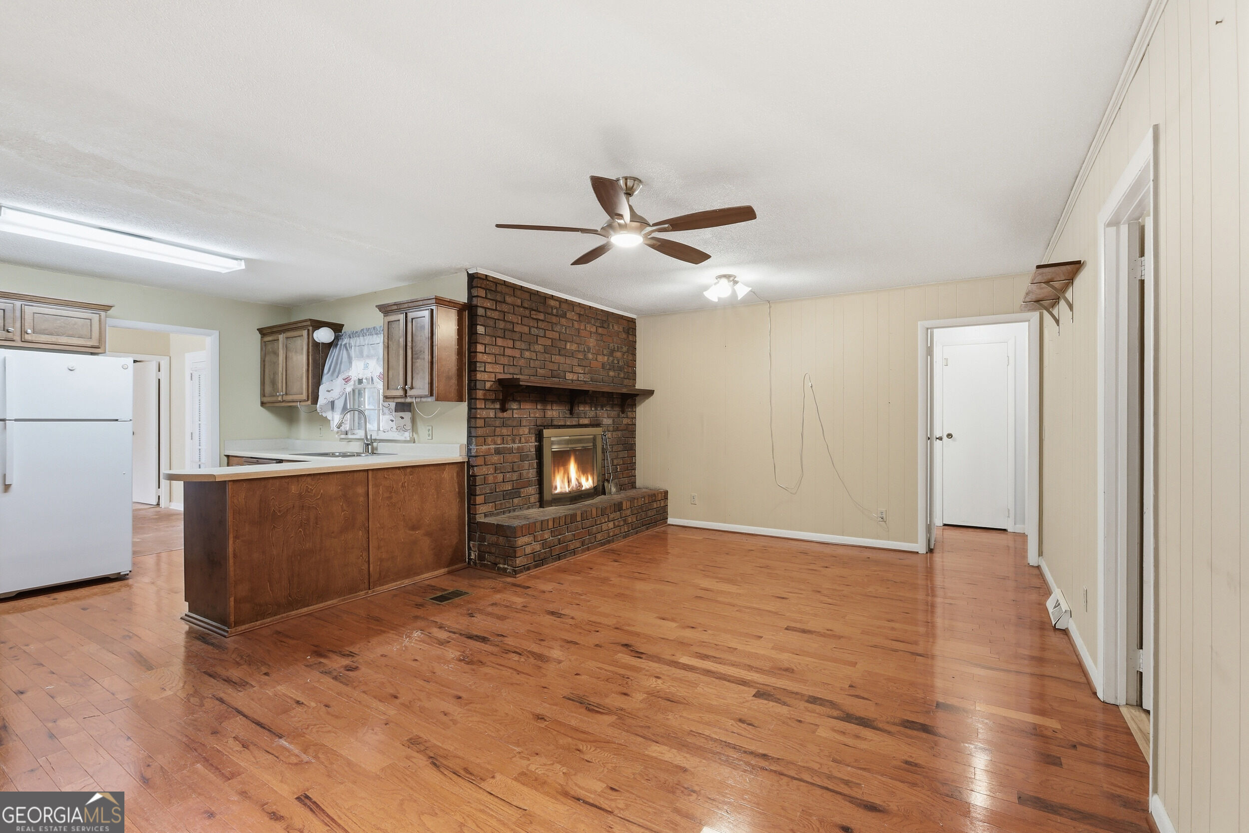 42 Charles Street Property Photo 9