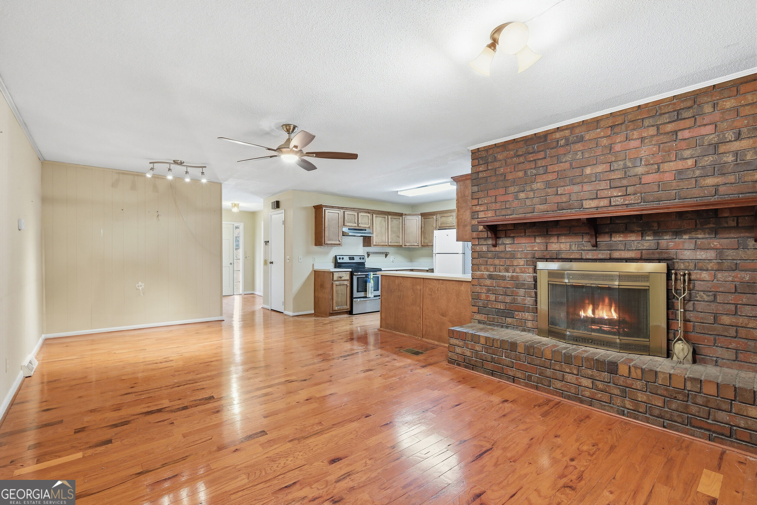 42 Charles Street Property Photo 10