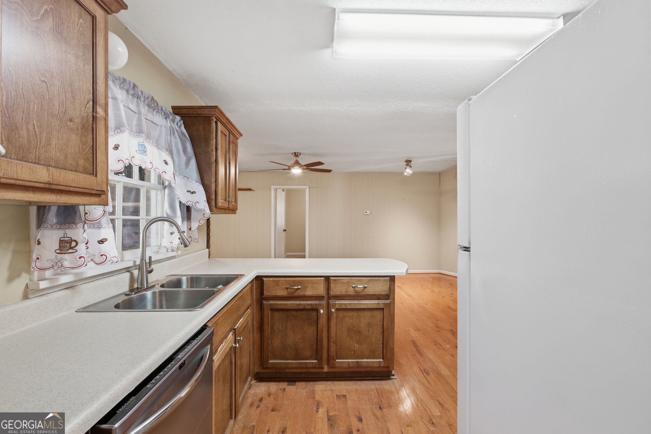42 Charles Street Property Photo 14