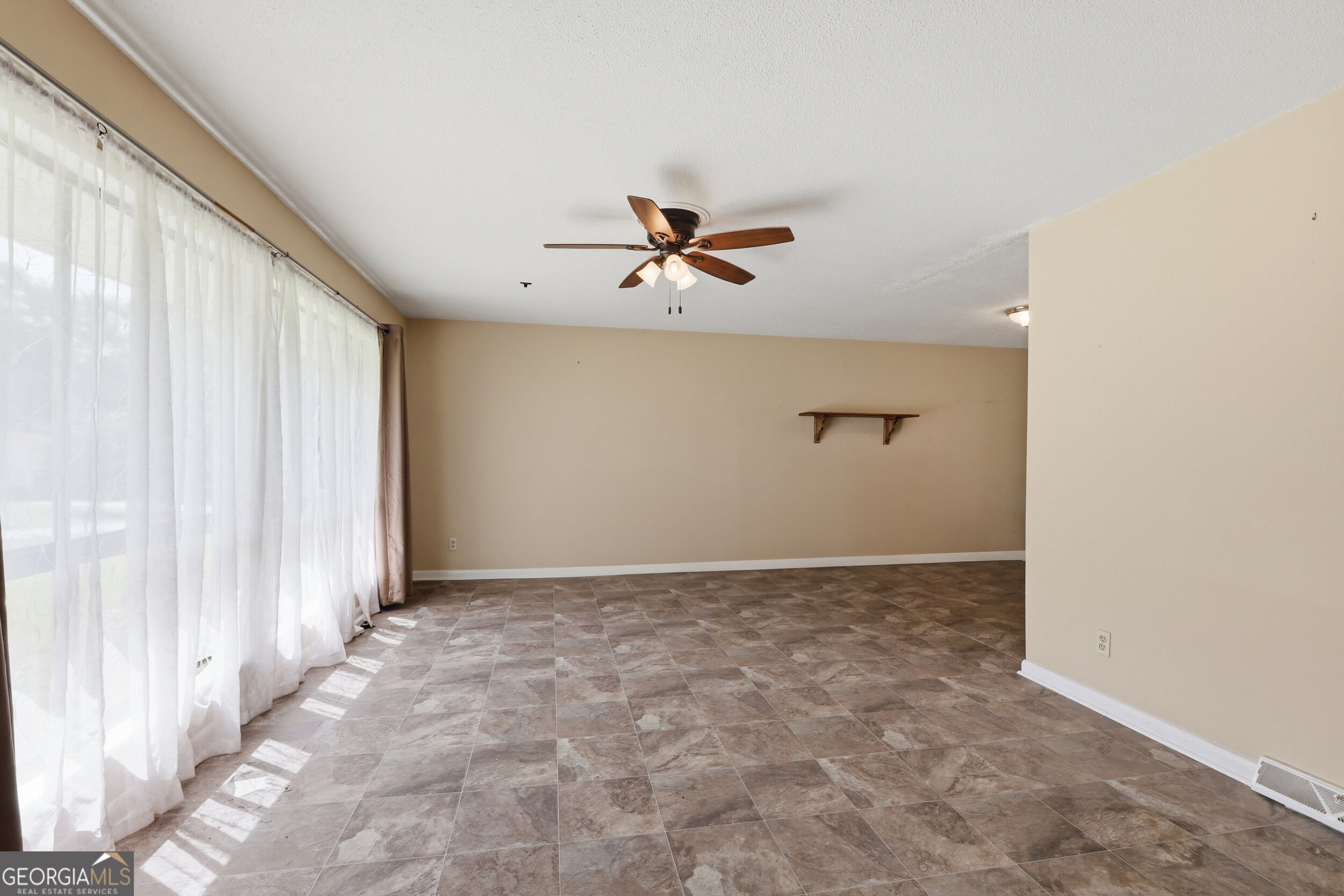 42 Charles Street Property Photo 15