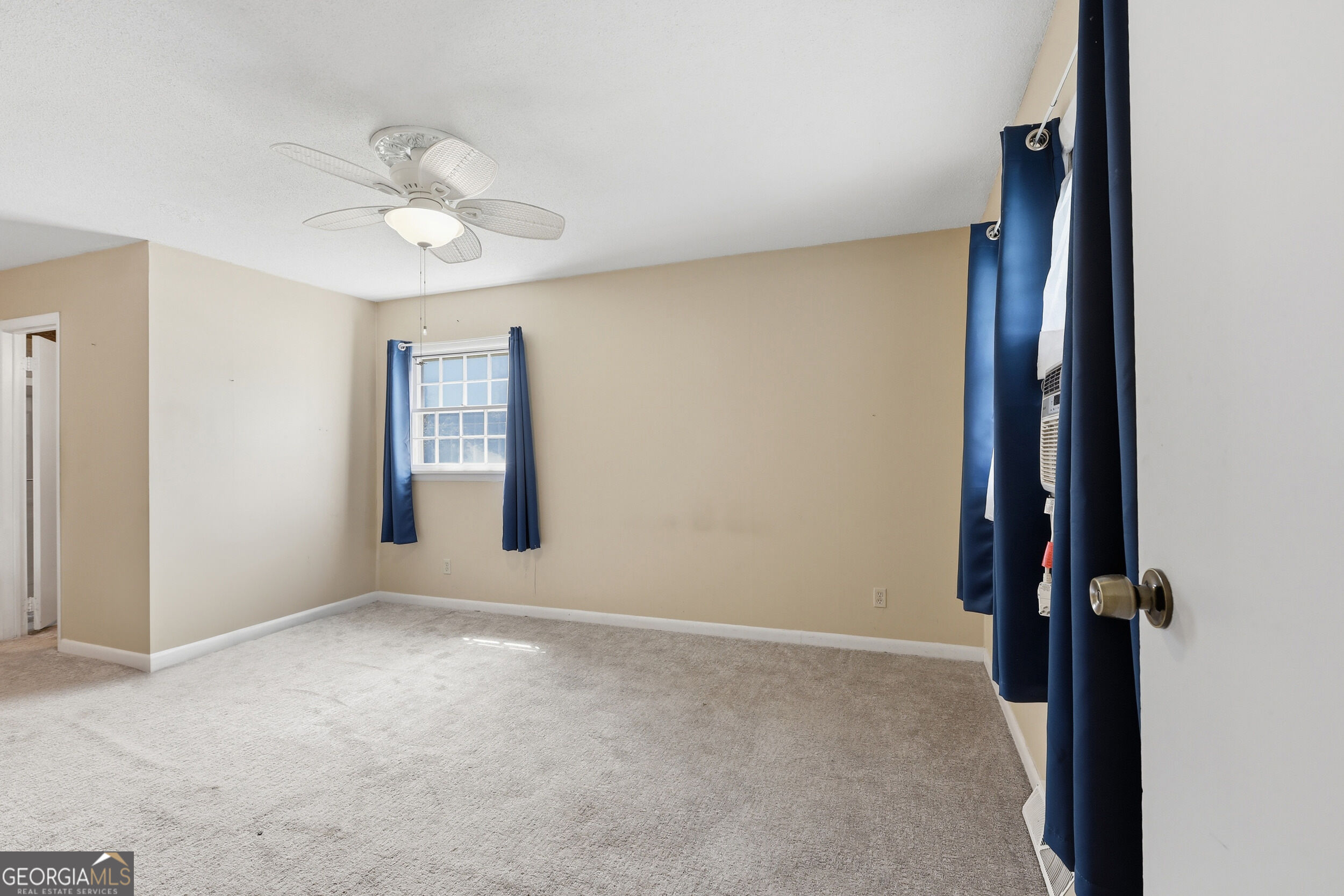 42 Charles Street Property Photo 19