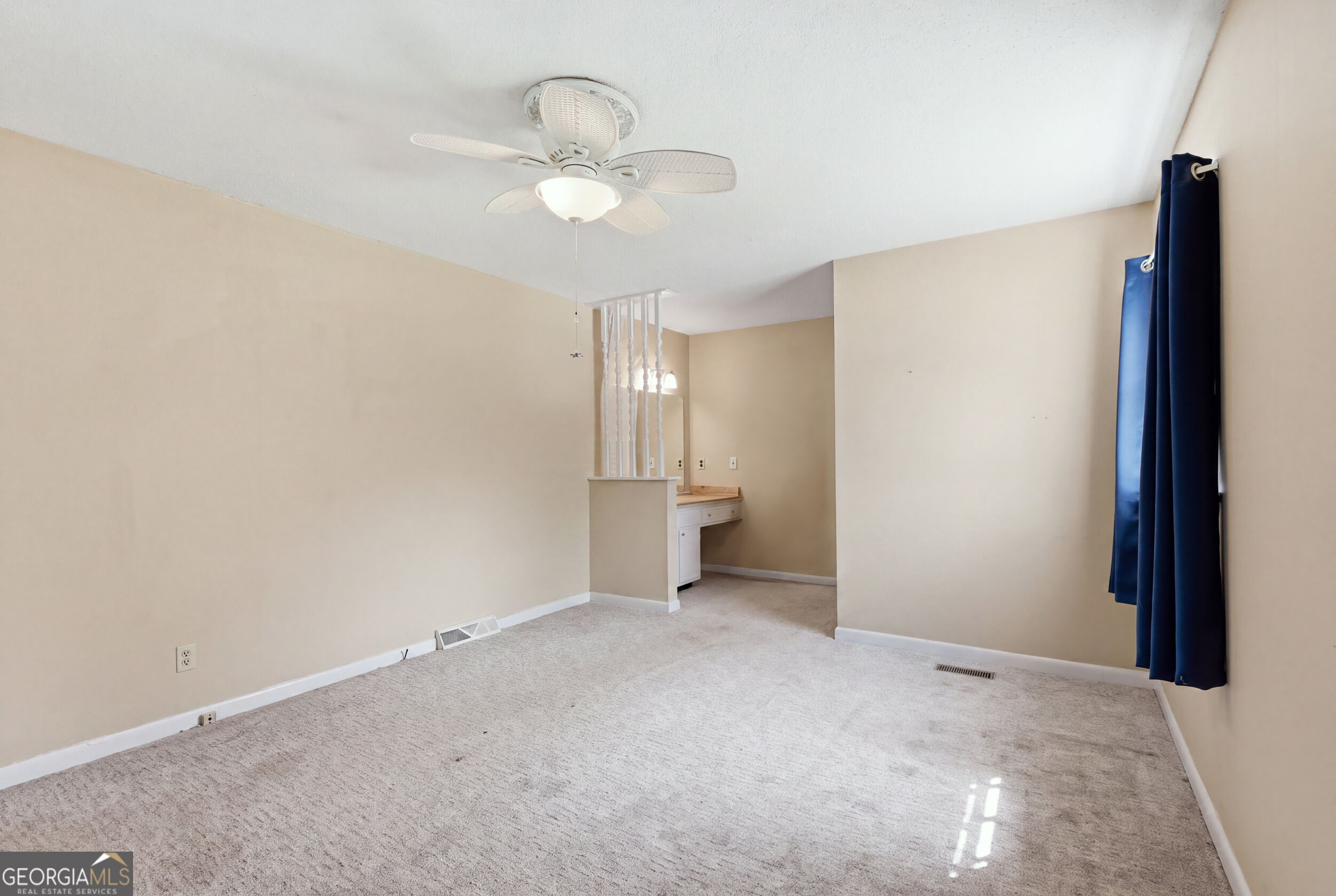 42 Charles Street Property Photo 20