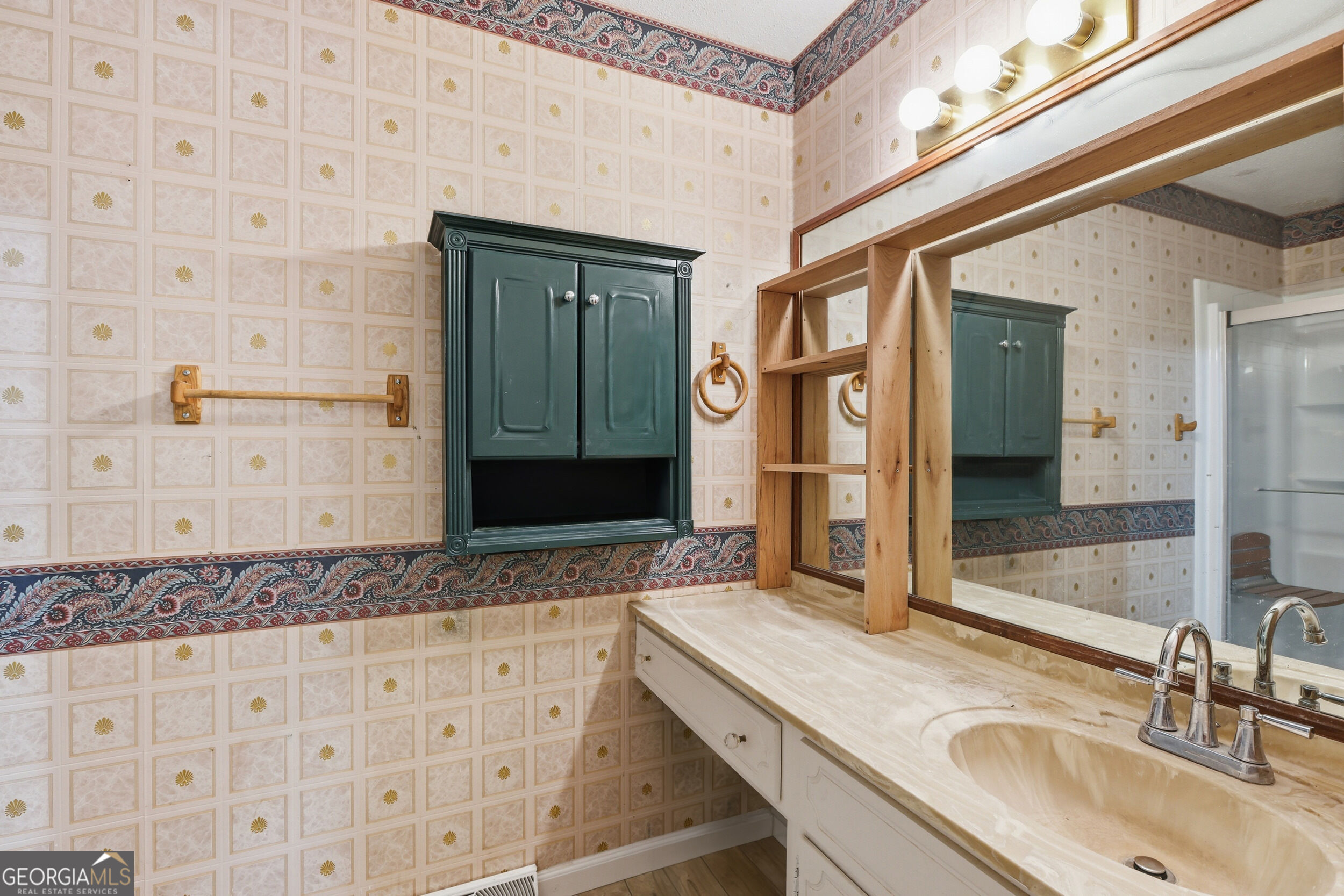 42 Charles Street Property Photo 22