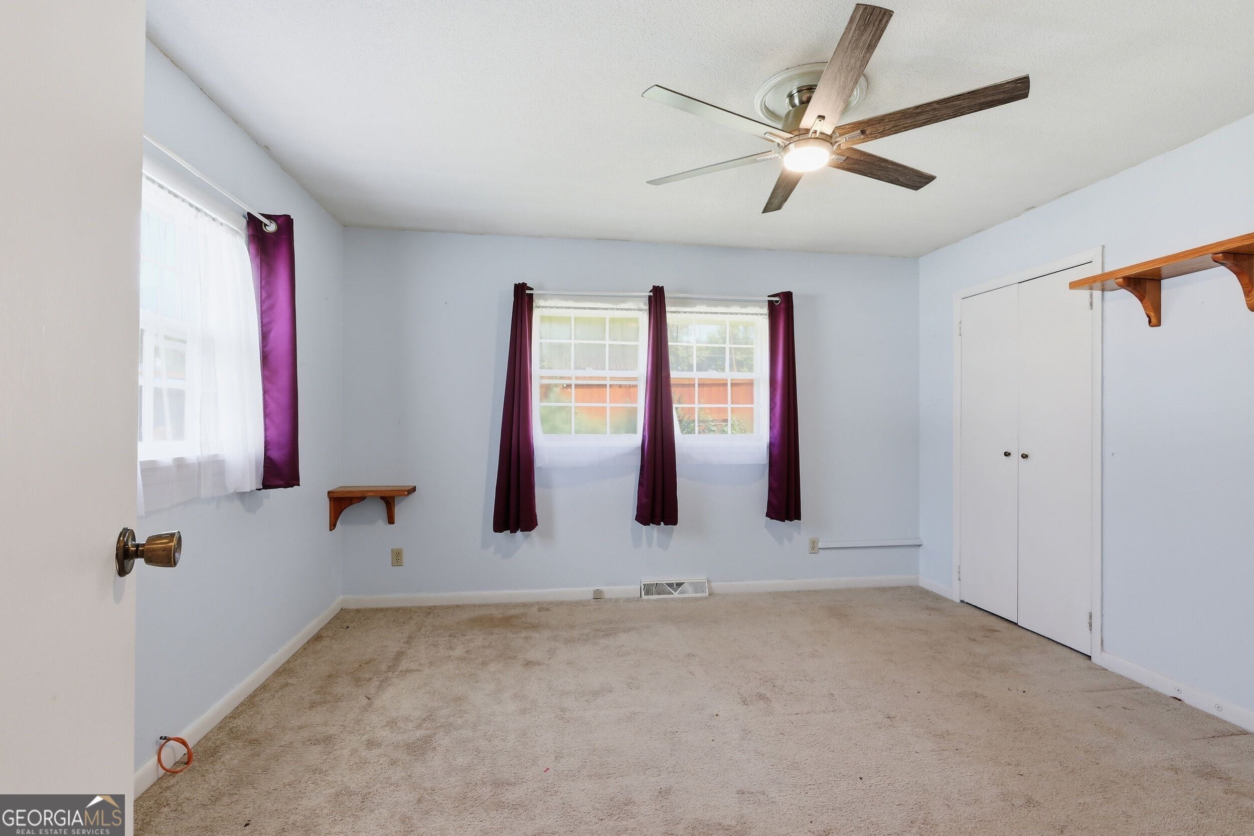 42 Charles Street Property Photo 28
