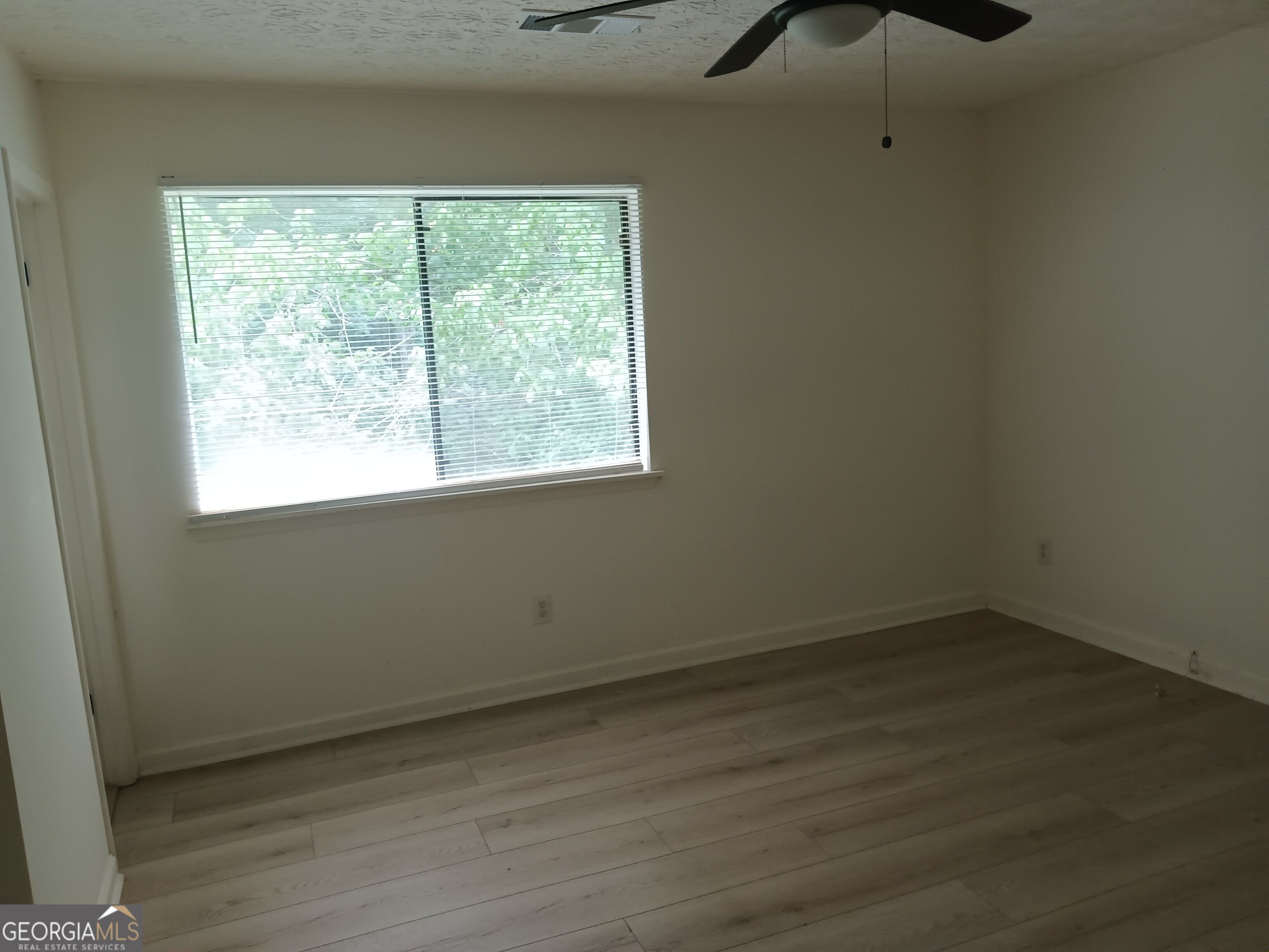 1063 Salisbury Trail Property Photo 9