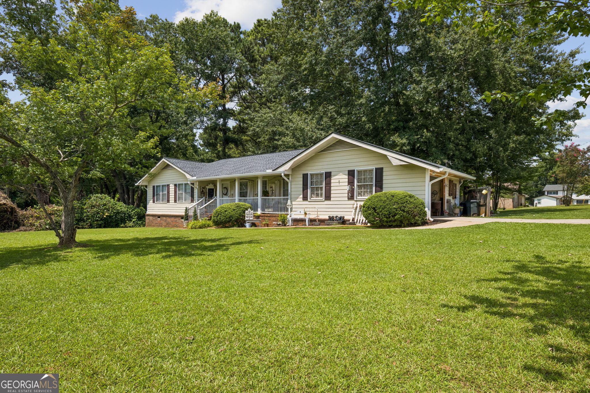 4231 Hamilton Mill Road Property Photo 5