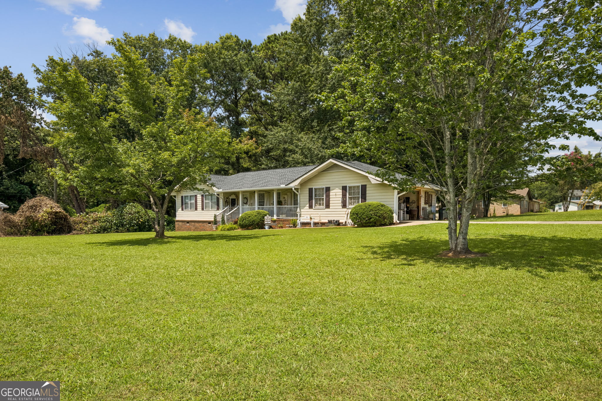 4231 Hamilton Mill Road Property Photo 6