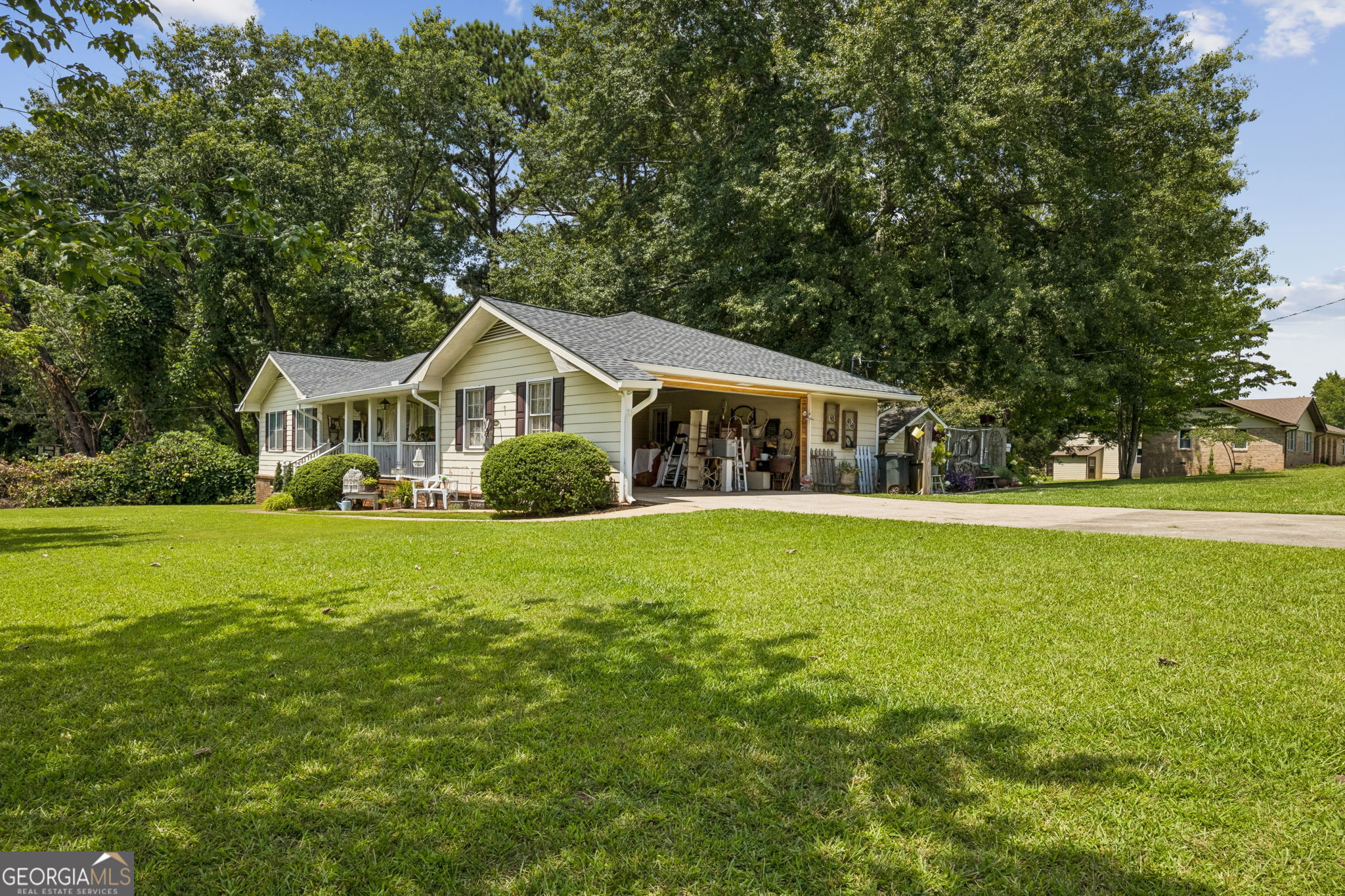 4231 Hamilton Mill Road Property Photo 7