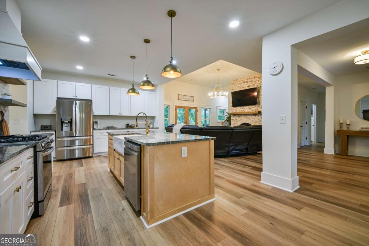 61 Peninsula Drive Property Photo 19
