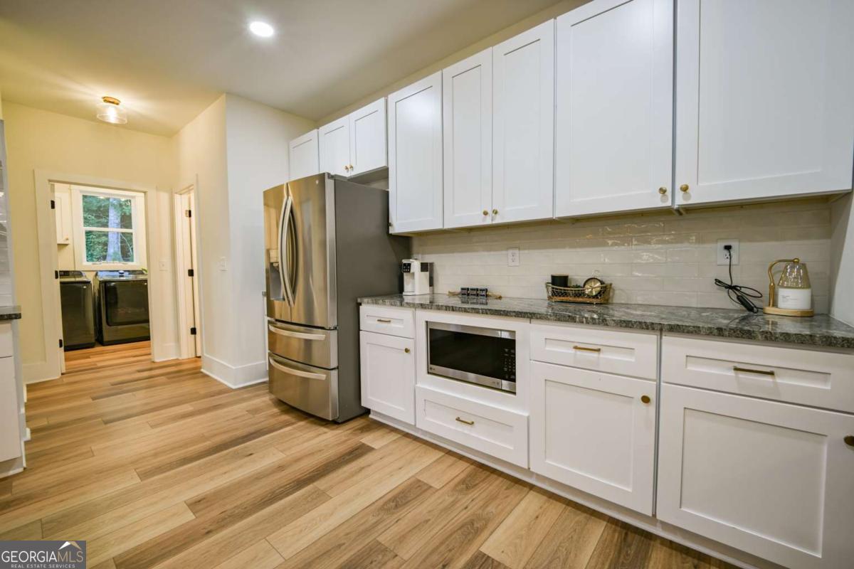 61 Peninsula Drive Property Photo 23